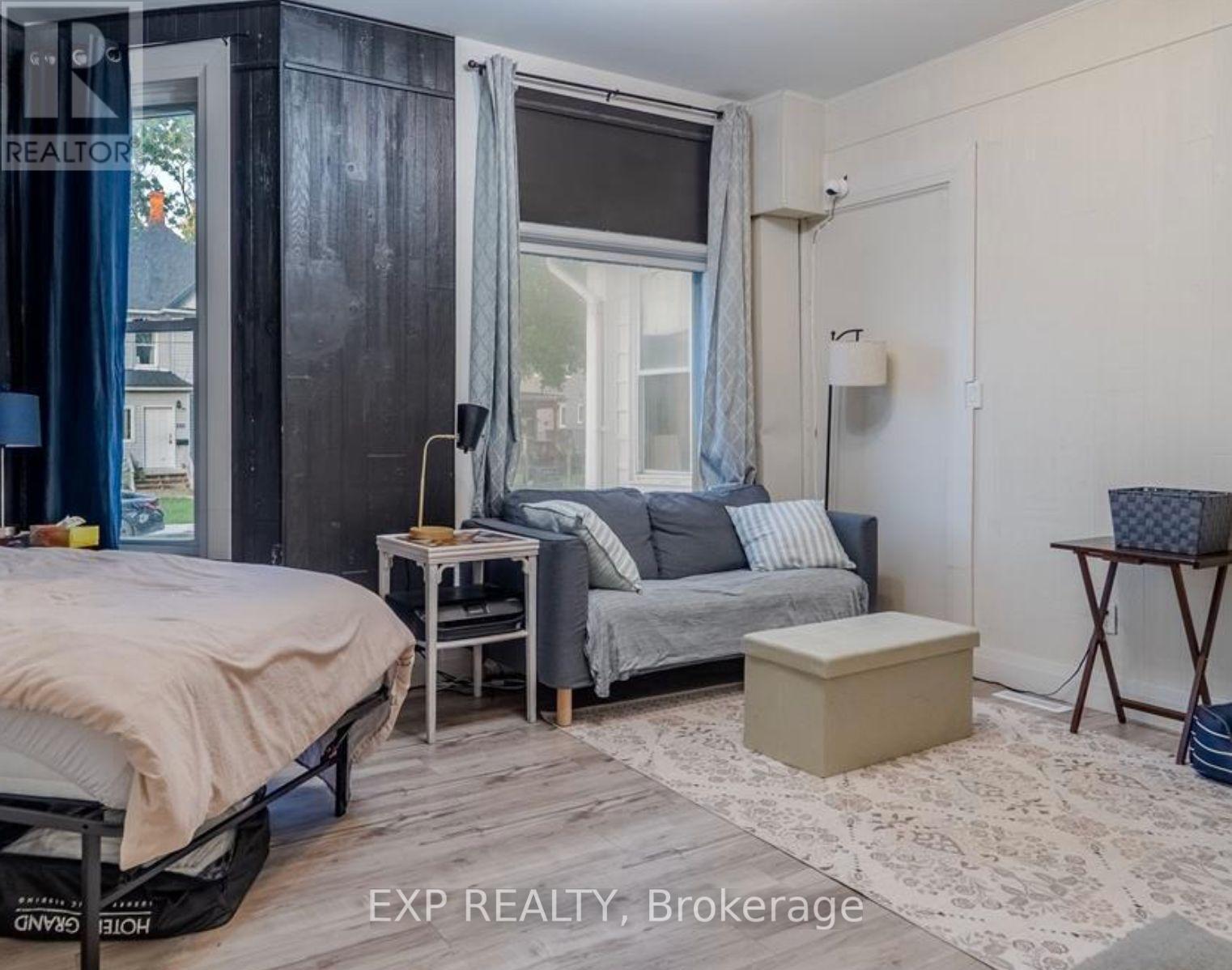 523 Caron Avenue, Windsor, Ontario  N9A 5B5 - Photo 7 - X13723754