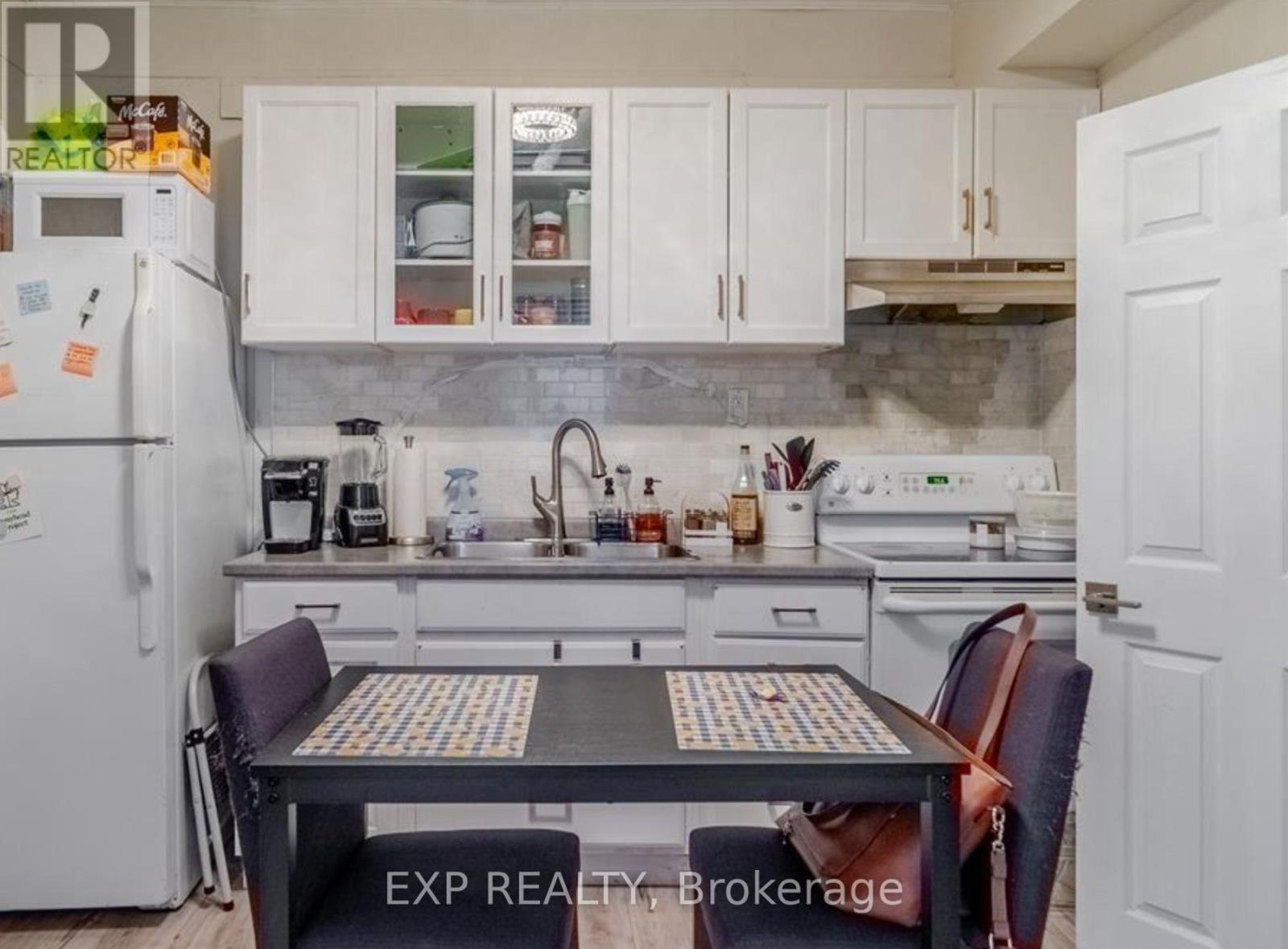 523 Caron Avenue, Windsor, Ontario  N9A 5B5 - Photo 8 - X13723754