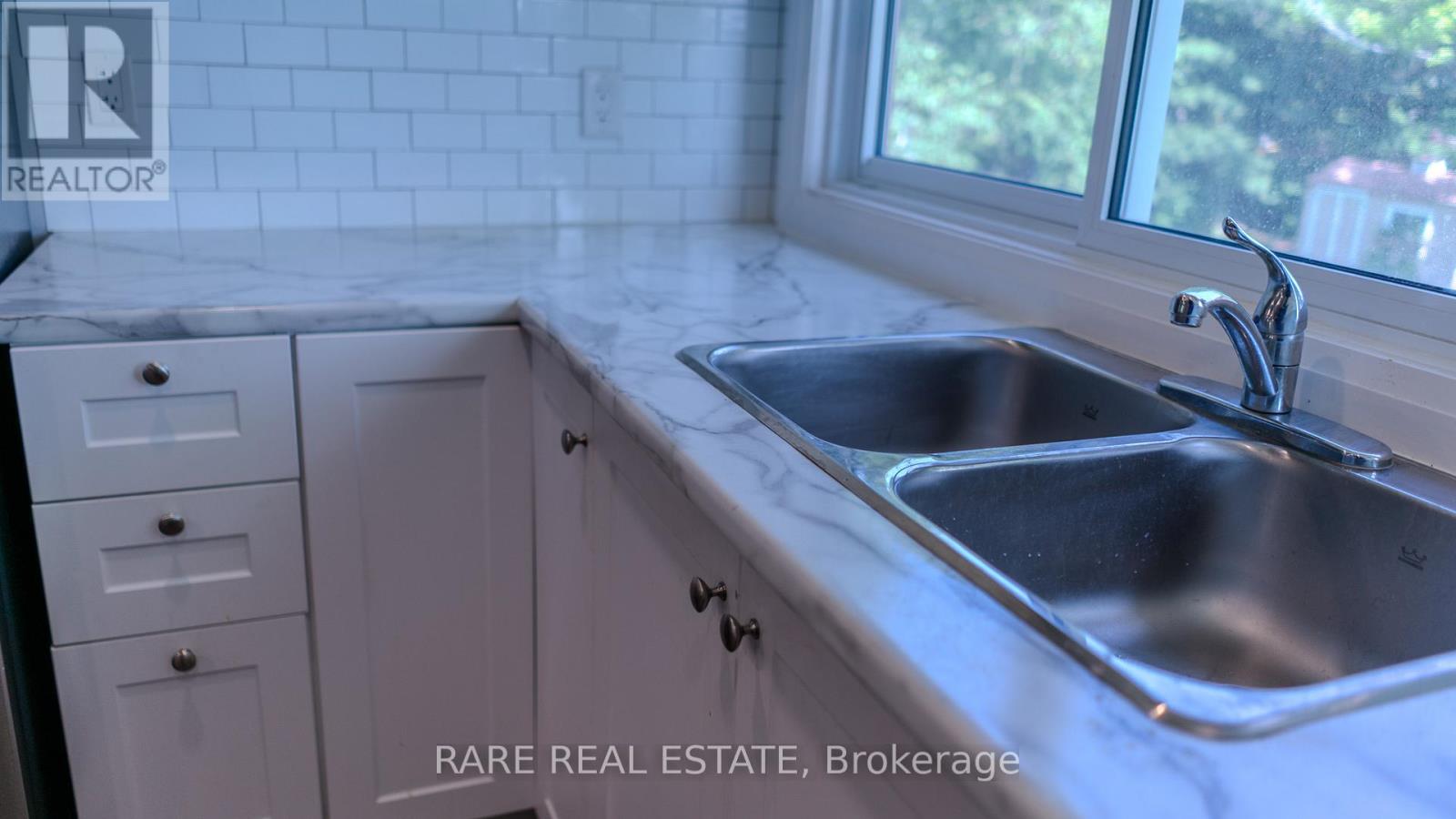 1 - 7 Plazaway Street, Welland, Ontario  L3C 4J6 - Photo 8 - X13723790