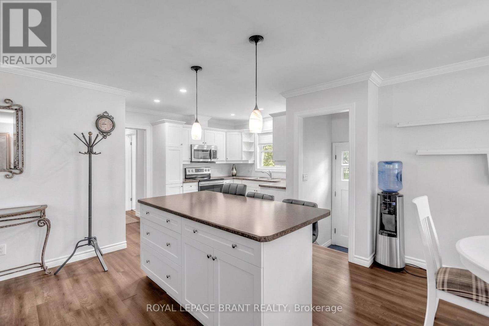 7 Willowdale Street, Brant, Ontario  N3T 5L7 - Photo 11 - X13723814