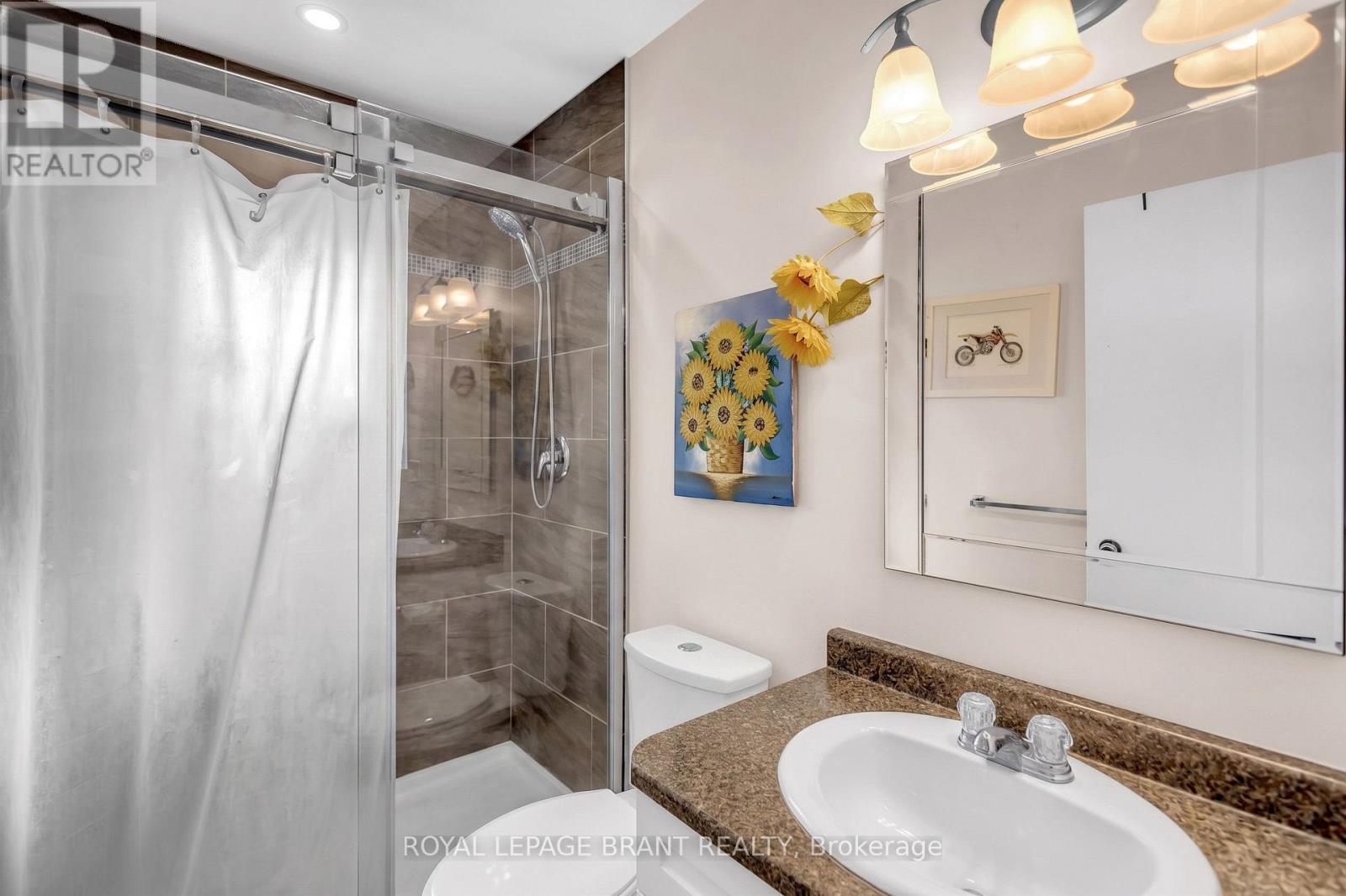 7 Willowdale Street, Brant, Ontario  N3T 5L7 - Photo 14 - X13723814