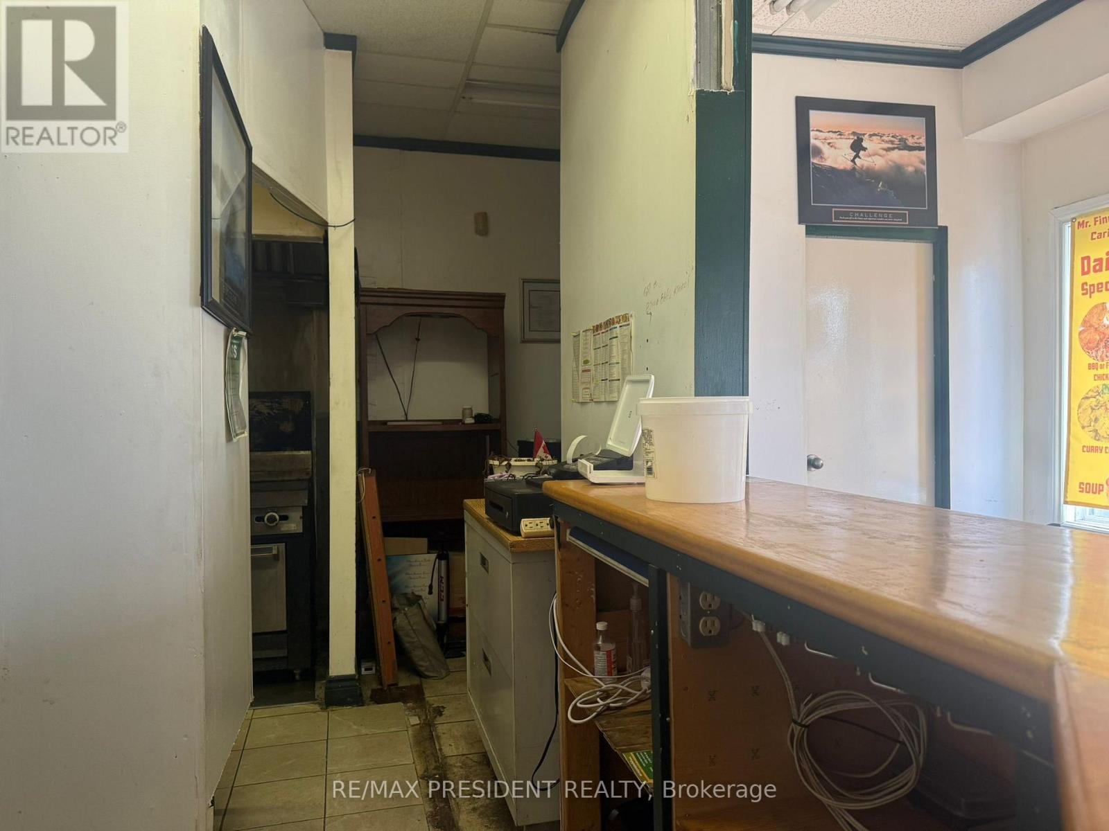 1247 Main Street E, Hamilton, Ontario  L8K 1A8 - Photo 22 - X13723852