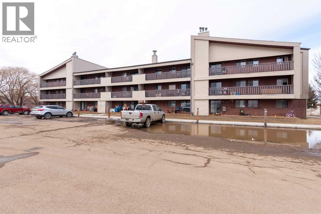 203, 5607 31 Street, Lloydminster, Alberta  T9V 3H1 - Photo 1 - A2340691