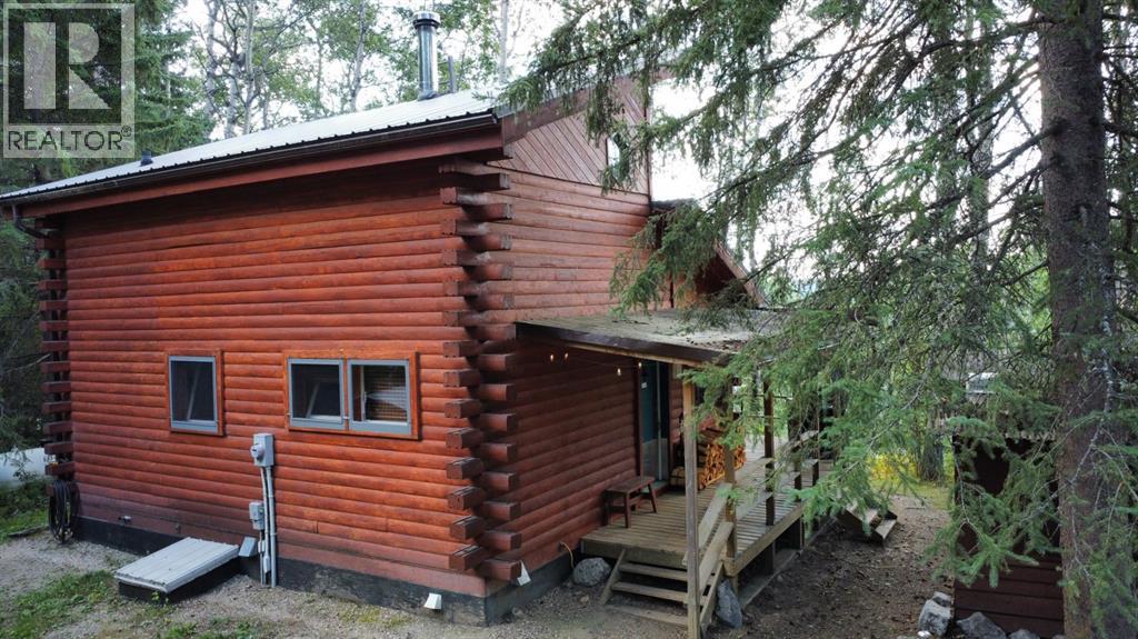 30 Mountainview Road, Rural Clearwater County, Alberta  T4T 2A4 - Photo 2 - A2340745