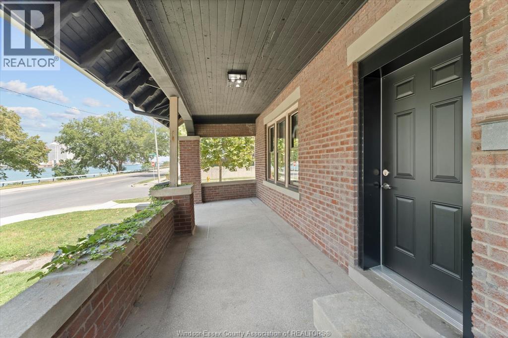 1423 Riverside Drive West, Windsor, Ontario  N9B 1A2 - Photo 6 - 26021078