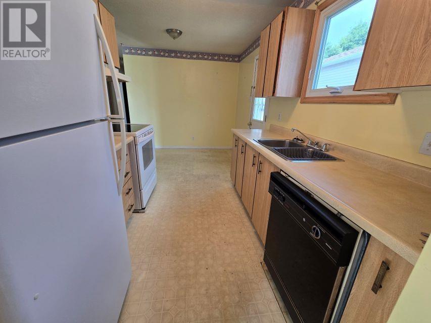 58 Taylor Blvd, Elliot Lake, Ontario  P5A 3H6 - Photo 11 - SM262365