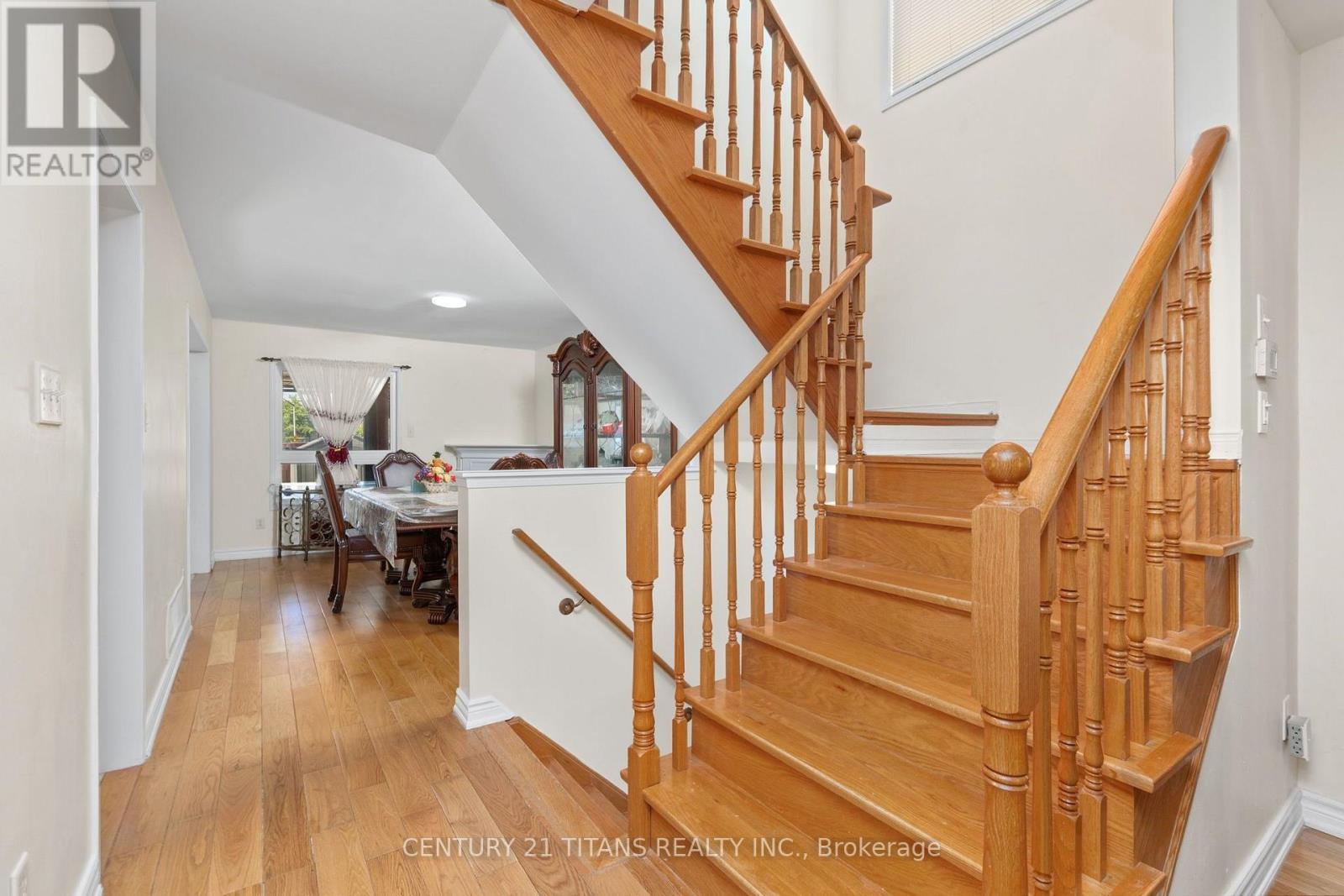 69 Rampart Crescent, Whitby, Ontario  L1P 1T7 - Photo 20 - E13703930
