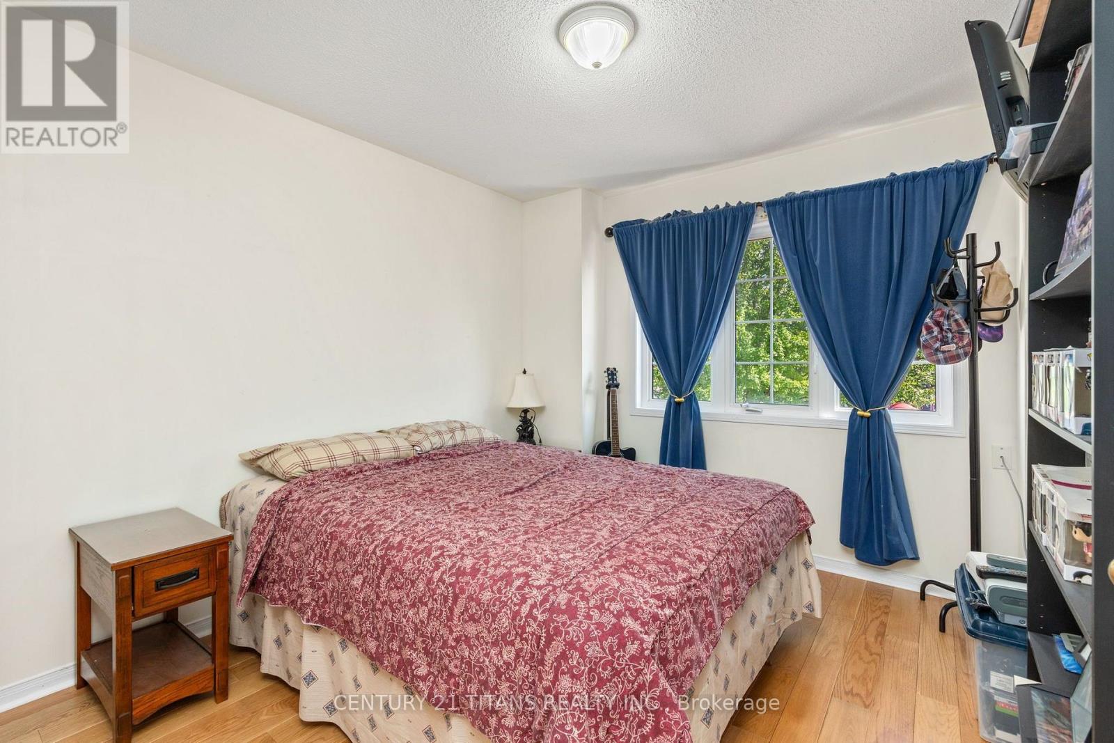 69 Rampart Crescent, Whitby, Ontario  L1P 1T7 - Photo 28 - E13703930