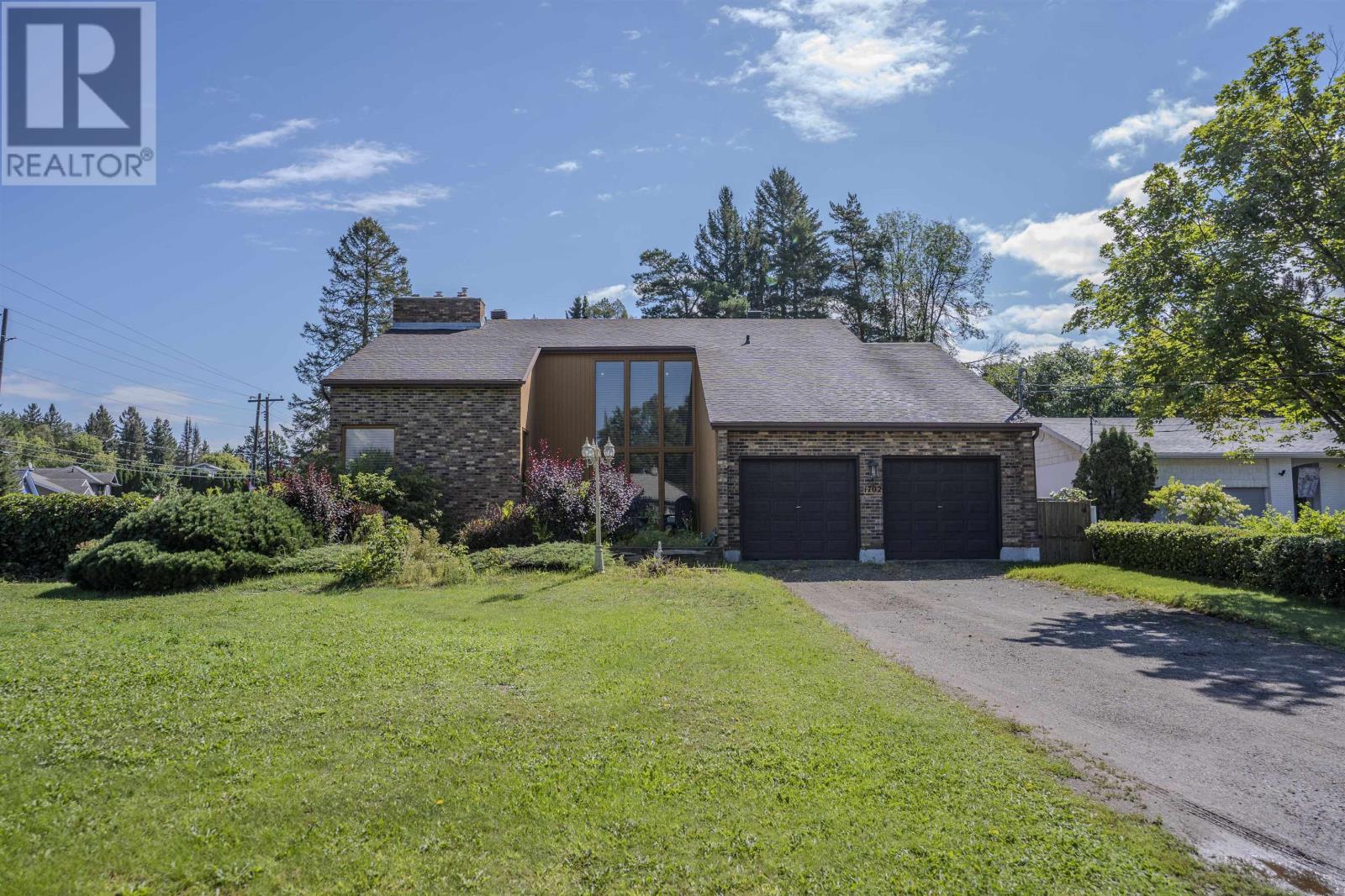 1702 Glenwood Cres, Thunder Bay, Ontario  P7K 1N3 - Photo 34 - TB2602572