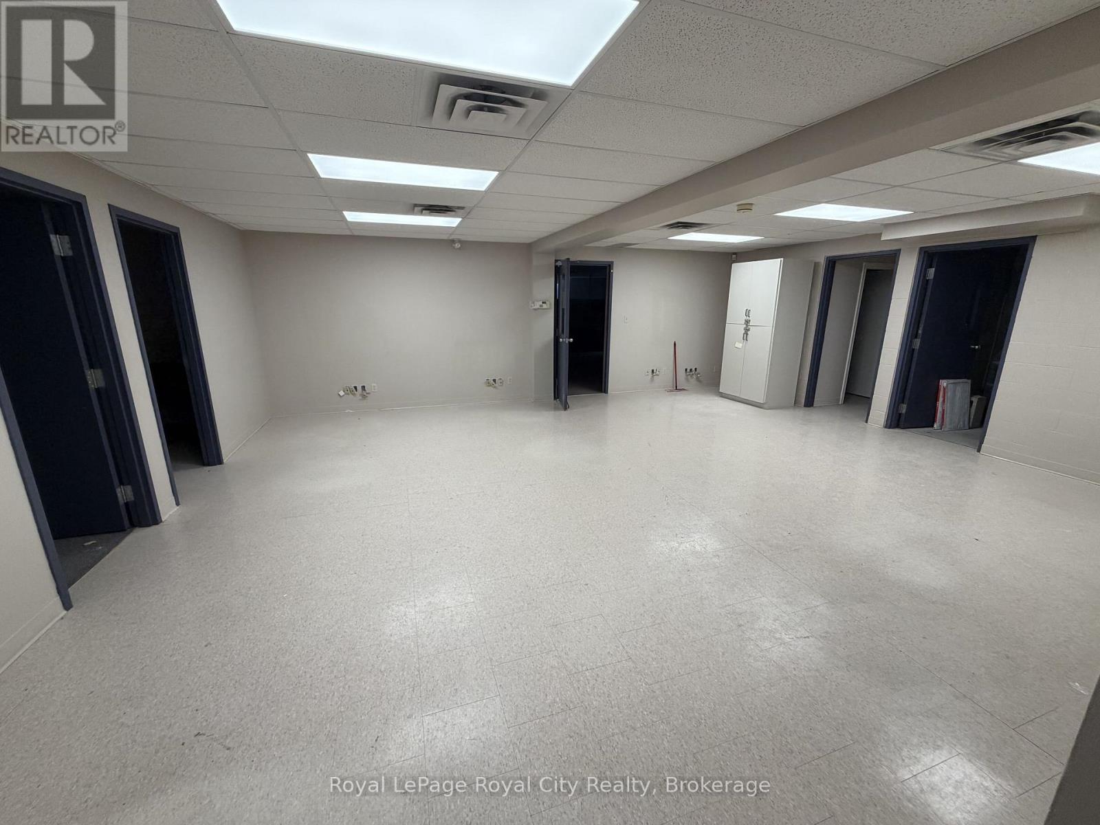 100 - 21 Lewis Road, Guelph, Ontario  N1H 1E9 - Photo 16 - X13527660
