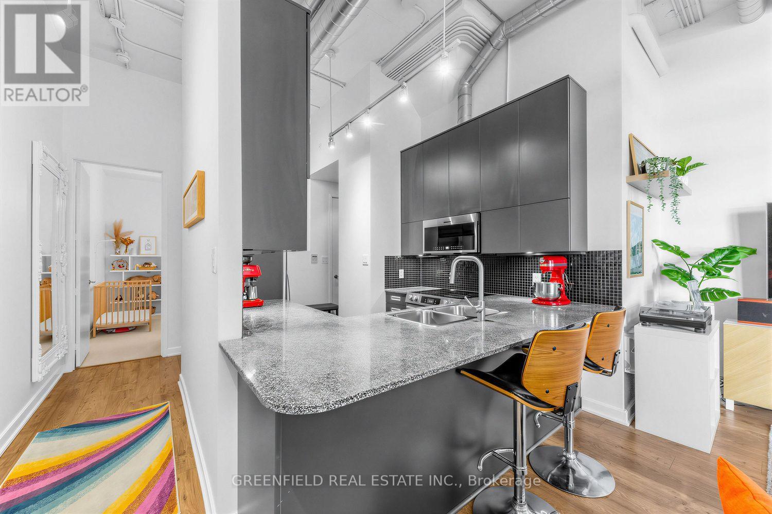 410 - 380 Macpherson Avenue N, Toronto, Ontario  M4V 3E3 - Photo 8 - C13723958