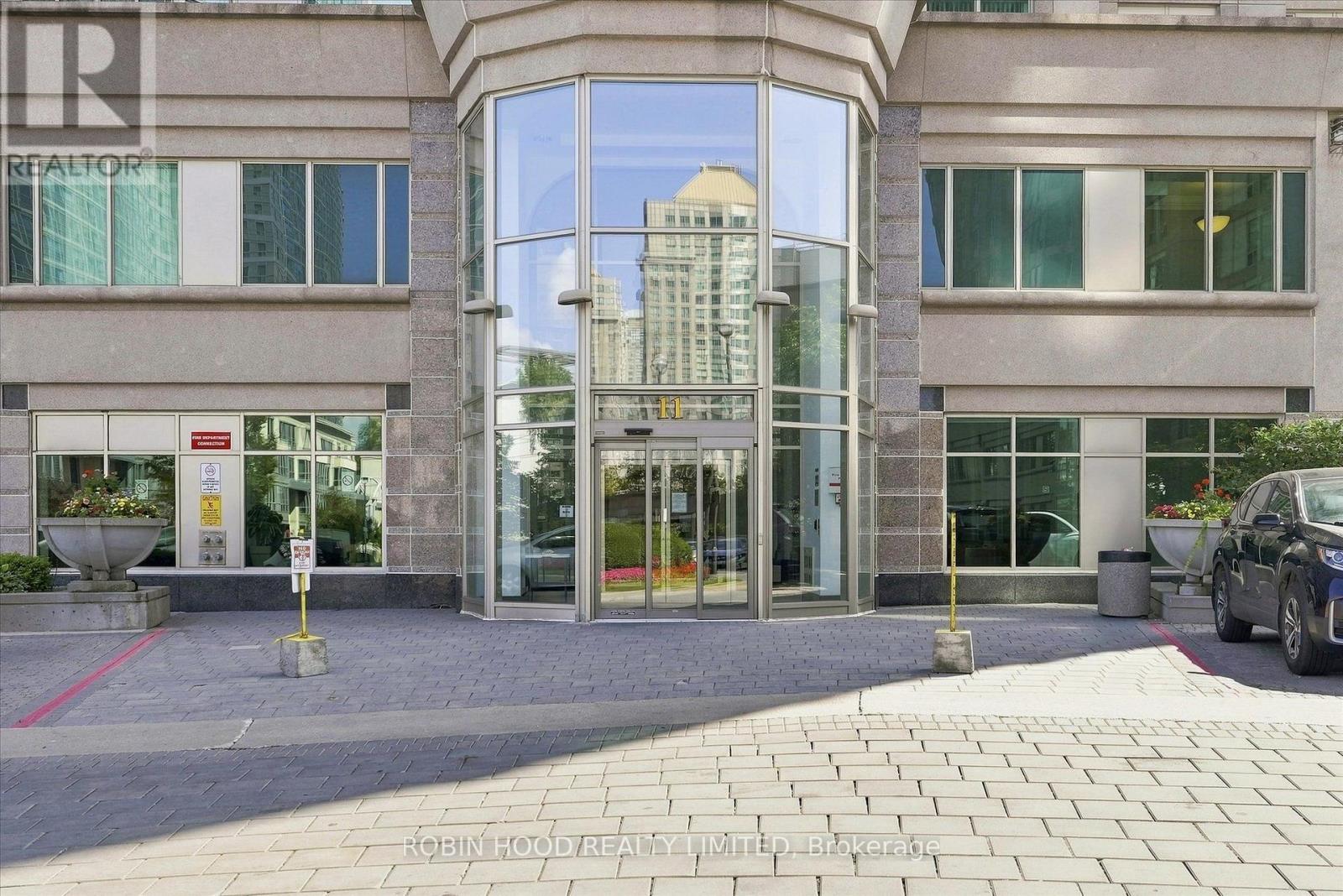 PH109 - 11 LEE CENTRE DRIVE, Toronto, Ontario