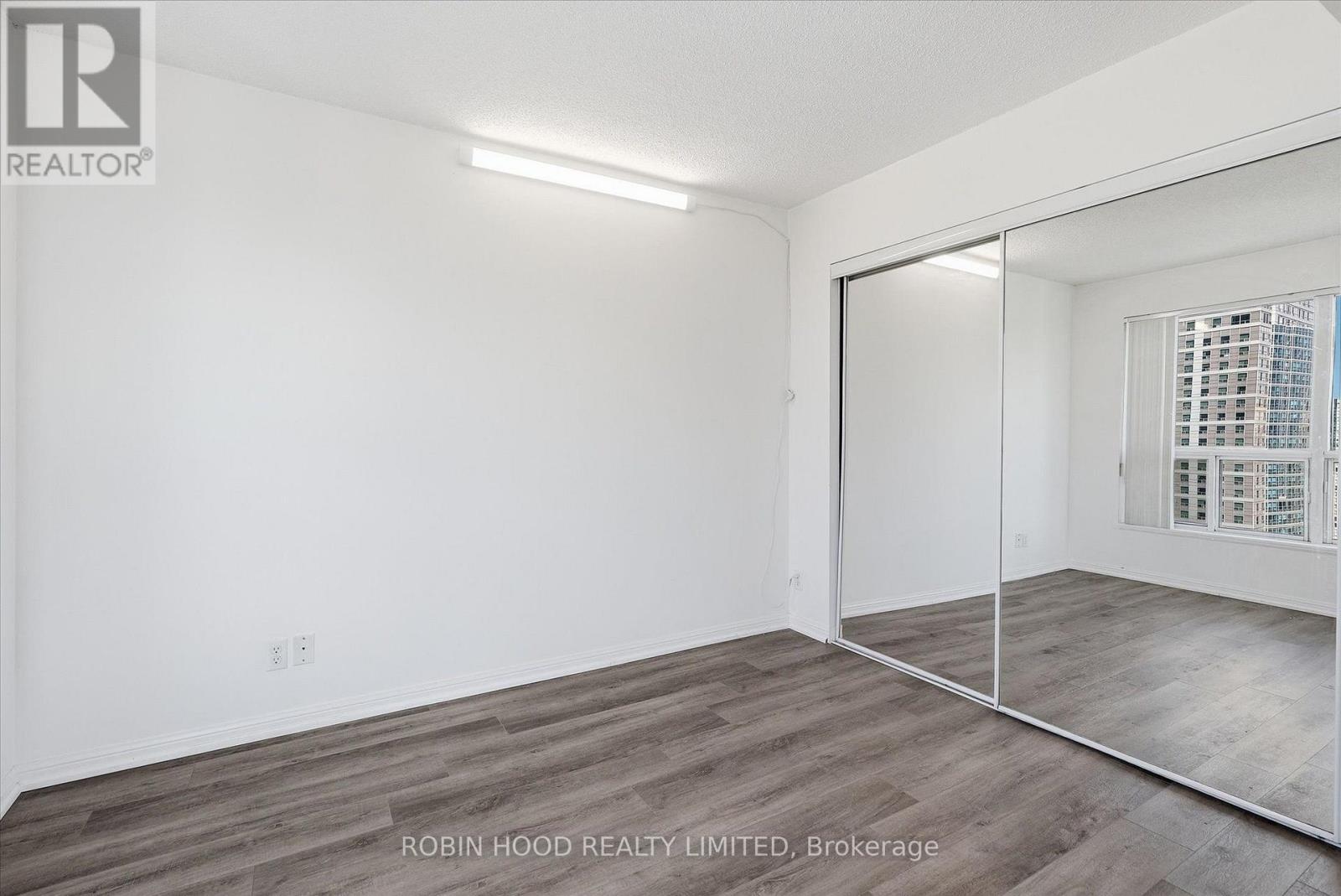 Ph109 - 11 Lee Centre Drive, Toronto, Ontario  M1H 3J5 - Photo 18 - E13723982