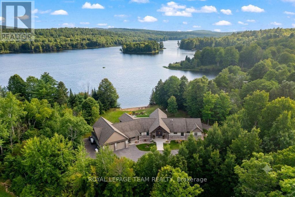 36 Cub Scout Crescent, Greater Madawaska, Ontario  K0J 1H0 - Photo 2 - X13720610