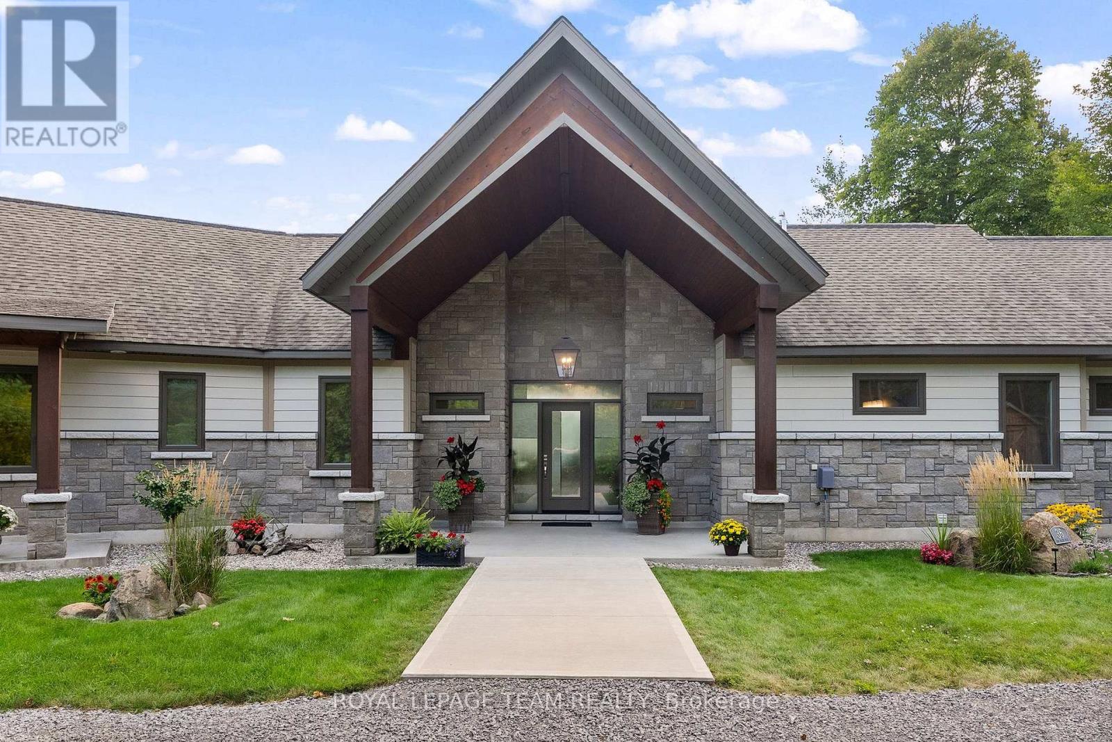 36 Cub Scout Crescent, Greater Madawaska, Ontario  K0J 1H0 - Photo 4 - X13720610