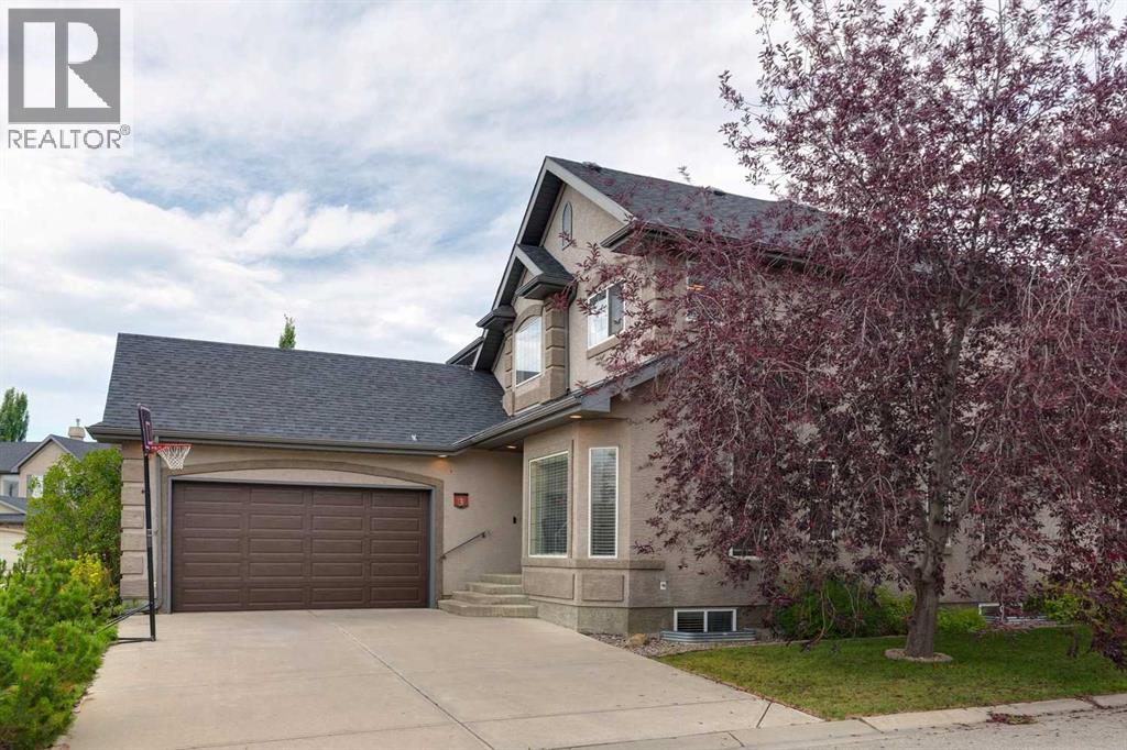 3 Tuscany Glen Green NW, Calgary, Alberta  T3L 2V8 - Photo 2 - A2340553