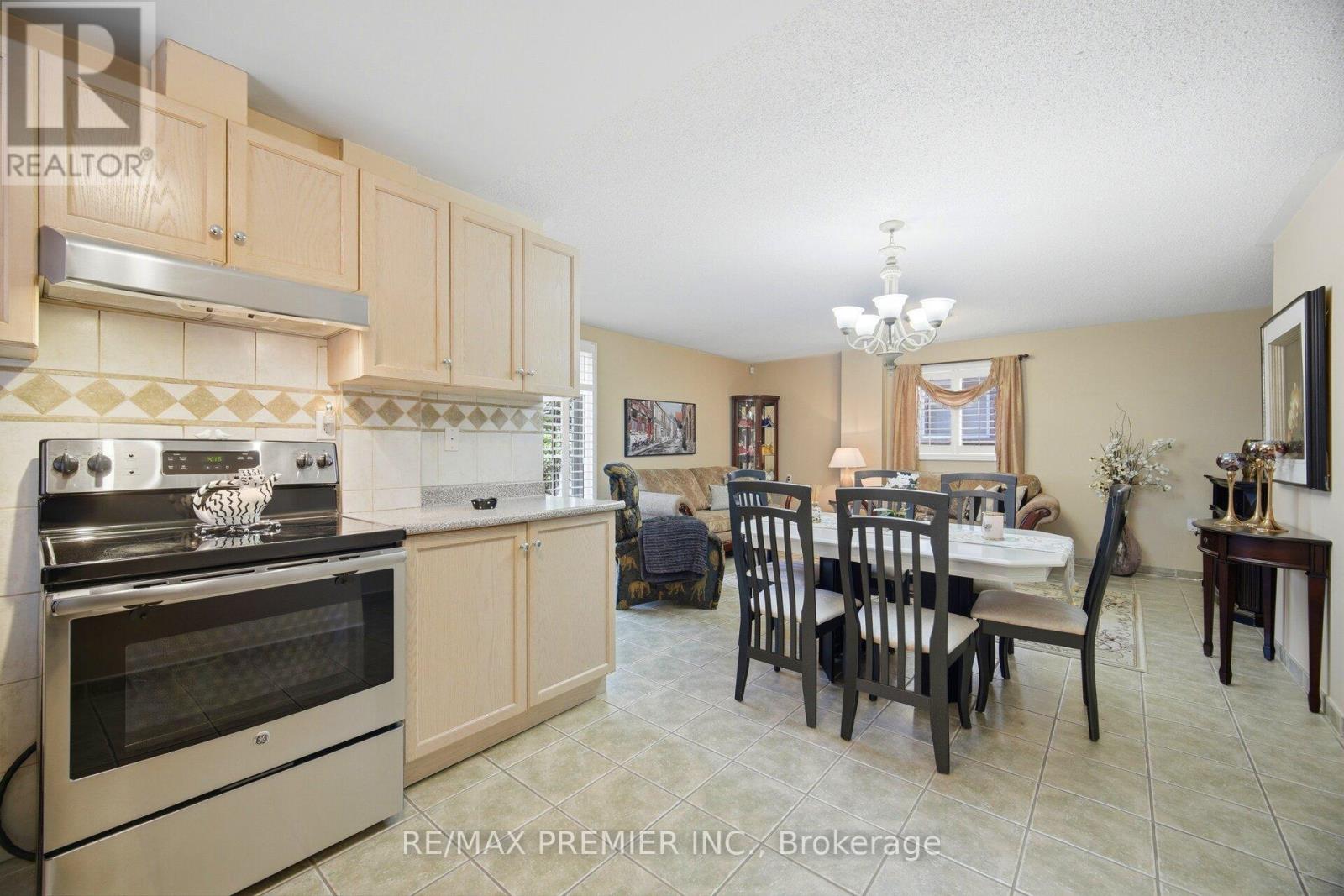 137 Blackthorn Drive, Vaughan, Ontario  L6A 3N2 - Photo 21 - N13723974