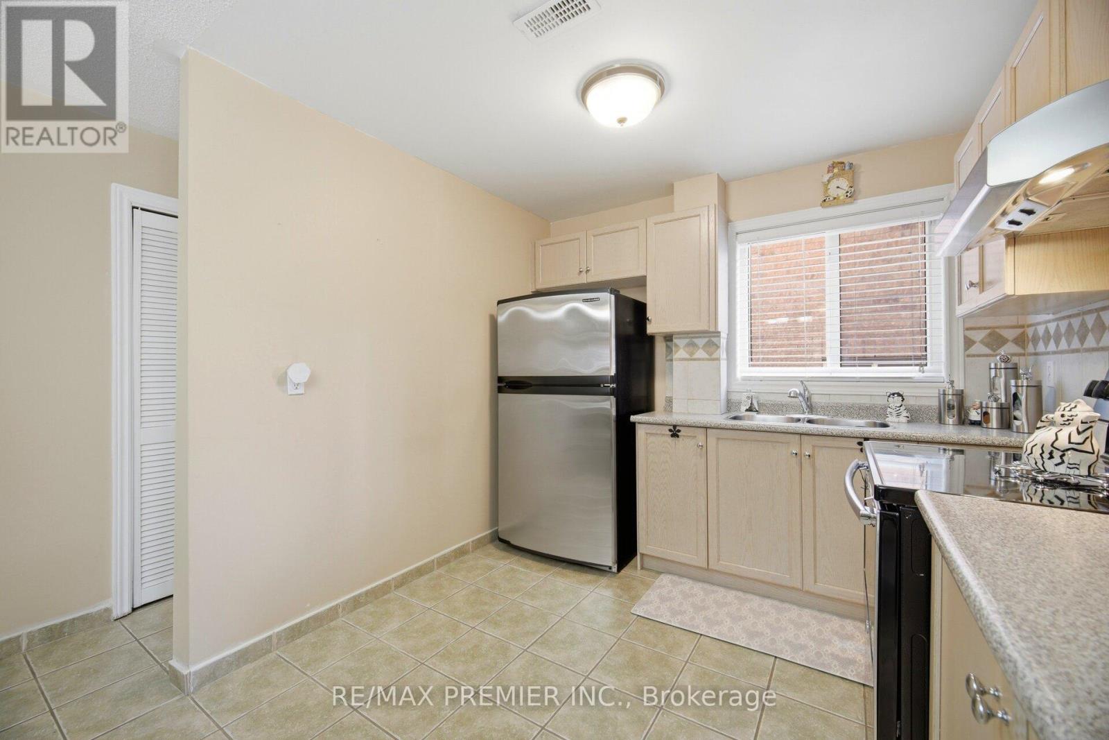 137 Blackthorn Drive, Vaughan, Ontario  L6A 3N2 - Photo 28 - N13723974