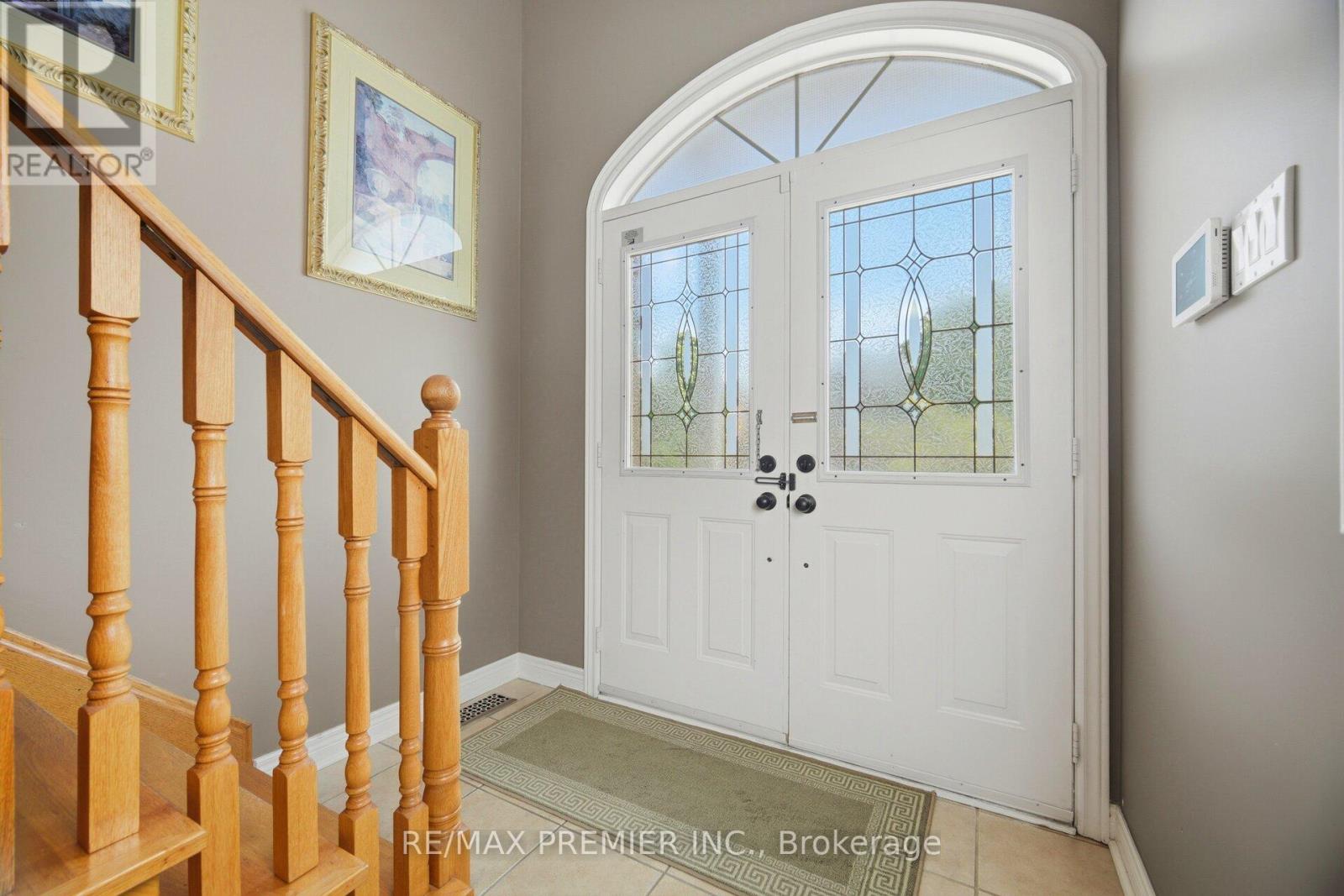 137 Blackthorn Drive, Vaughan, Ontario  L6A 3N2 - Photo 4 - N13723974