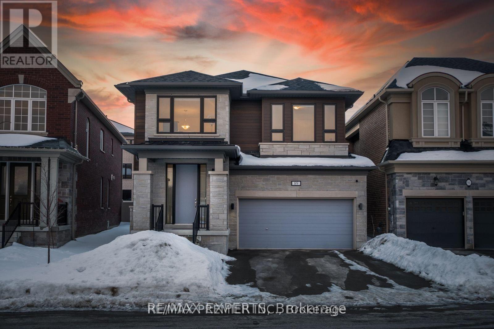 89 FOREST EDGE CRESCENT, East Gwillimbury, Ontario