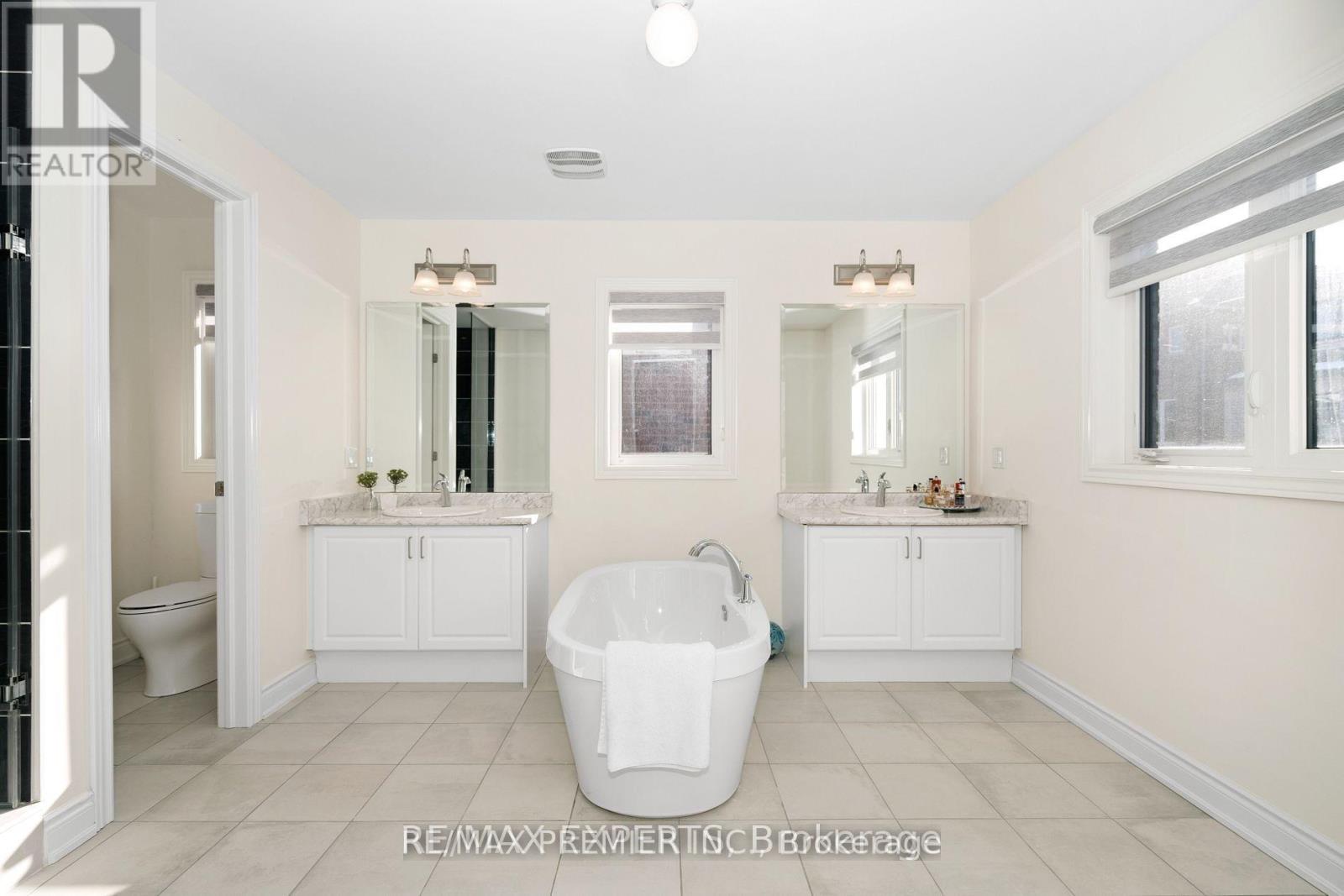 89 Forest Edge Crescent, East Gwillimbury, Ontario  L9N 0S6 - Photo 12 - N13723984