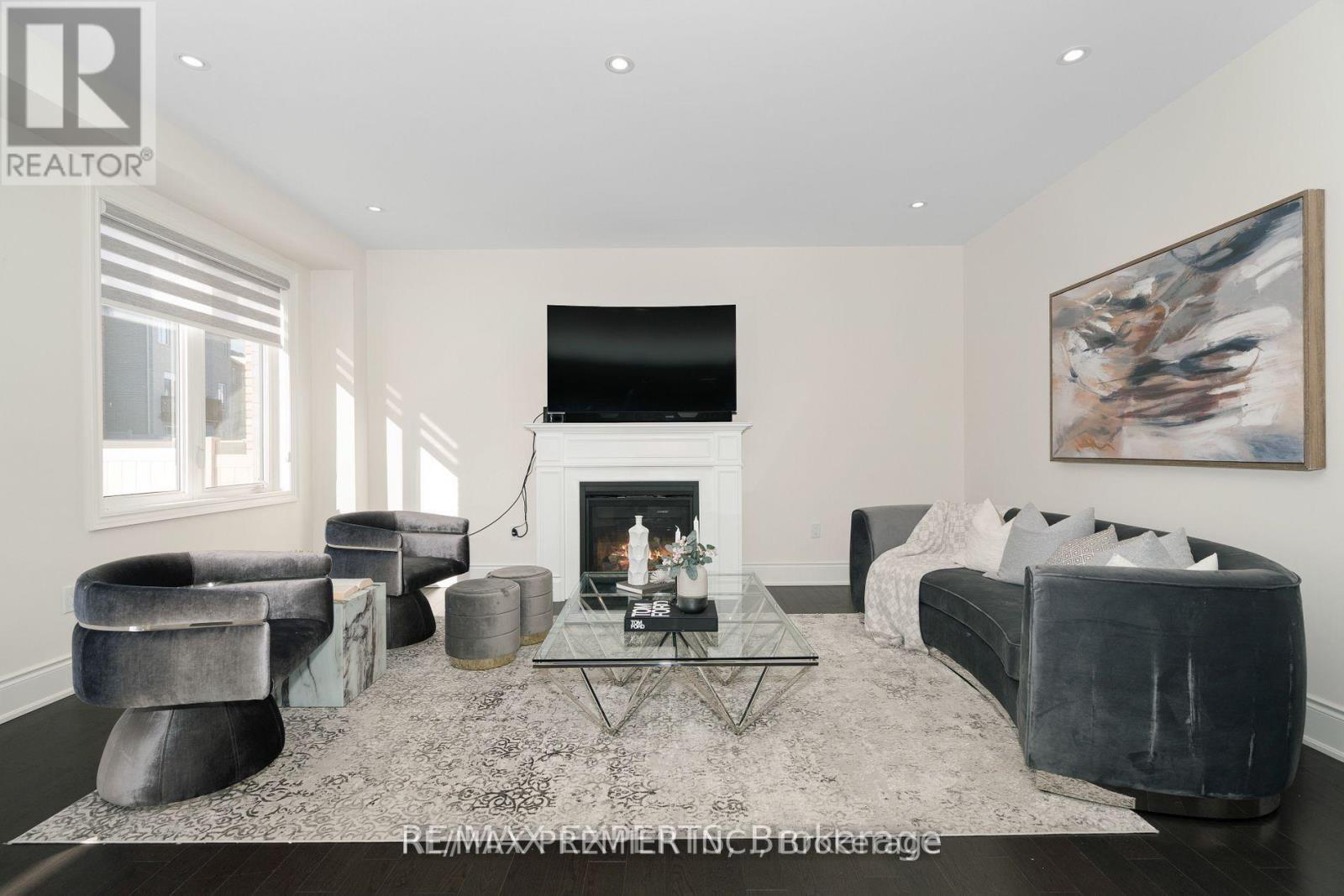 89 Forest Edge Crescent, East Gwillimbury, Ontario  L9N 0S6 - Photo 6 - N13723984