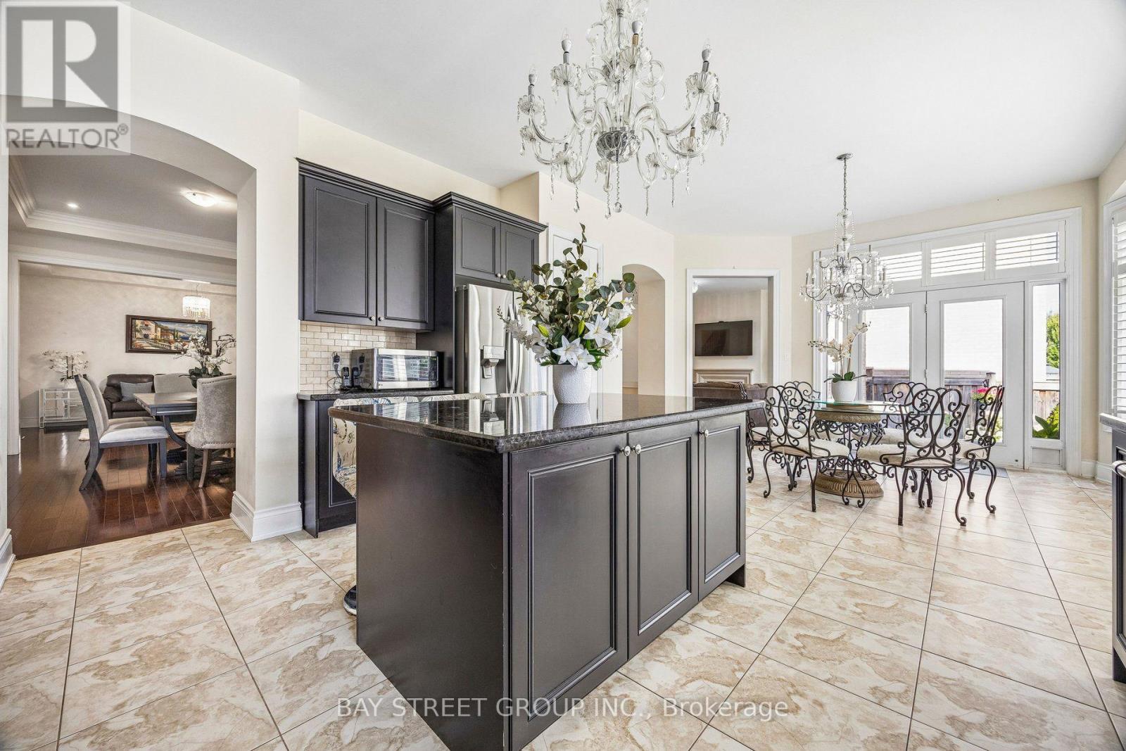 39 Harley Drive, Vaughan, Ontario  L4H 3P4 - Photo 15 - N13724004