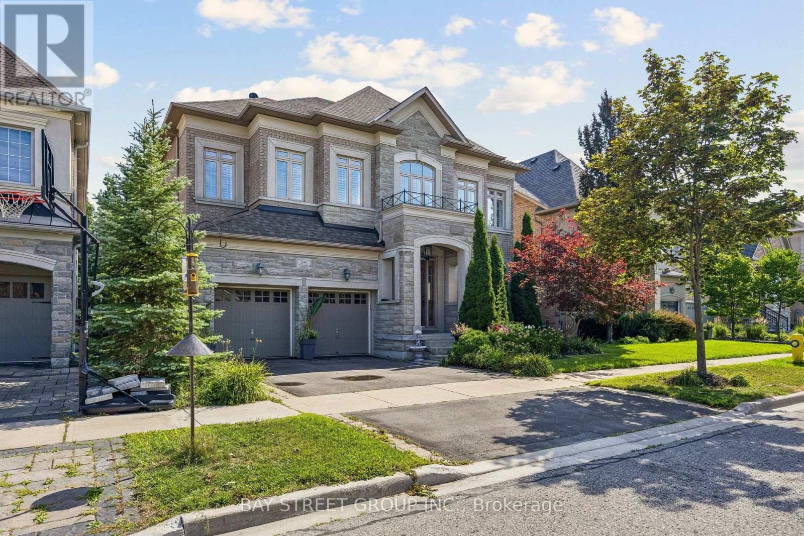 39 Harley Drive, Vaughan, Ontario  L4H 3P4 - Photo 2 - N13724004