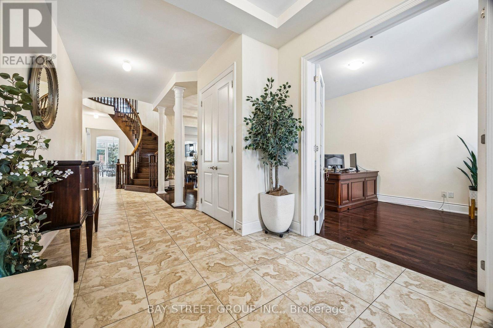 39 Harley Drive, Vaughan, Ontario  L4H 3P4 - Photo 5 - N13724004