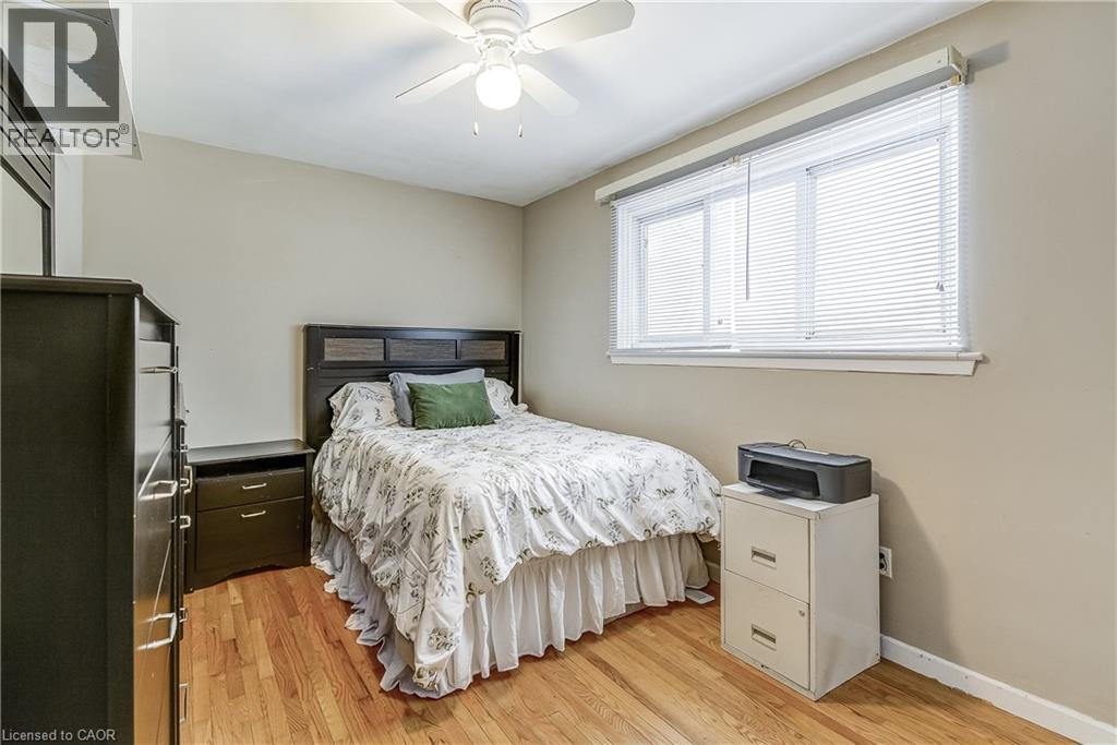 2145 Sandringham Drive, Burlington, Ontario  L7P 1T8 - Photo 13 - 40859080