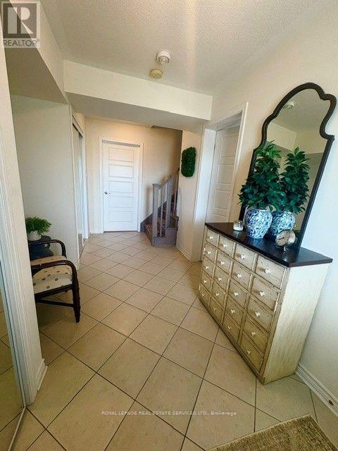 73 - 22 Spring Creek Drive, Hamilton, Ontario L8B 1V7 - Photo 2 - X13718308