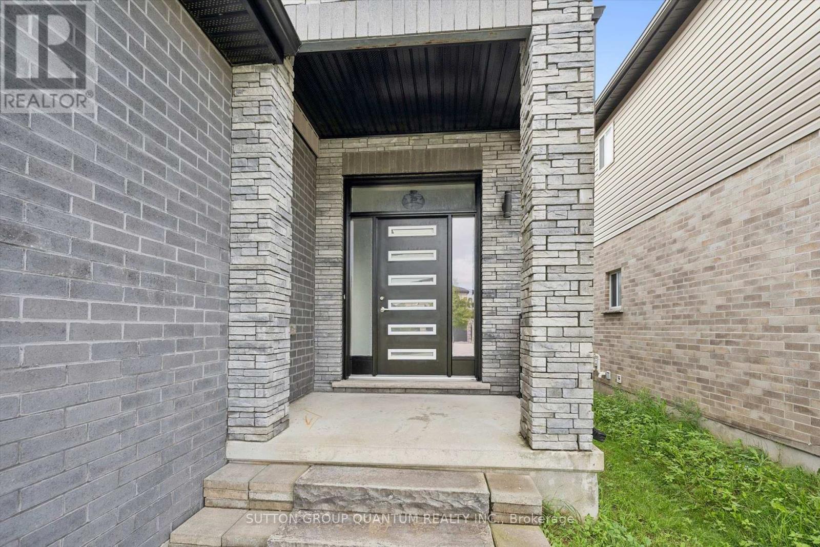 2057 Gough Avenue, London North, Ontario  N5X 0K4 - Photo 2 - X13723956