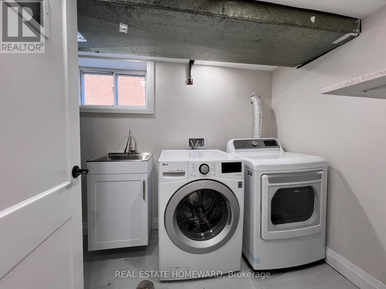 Lower - 2 Harris Park Drive, Toronto, Ontario  M1L 2Z9 - Photo 20 - E13704914
