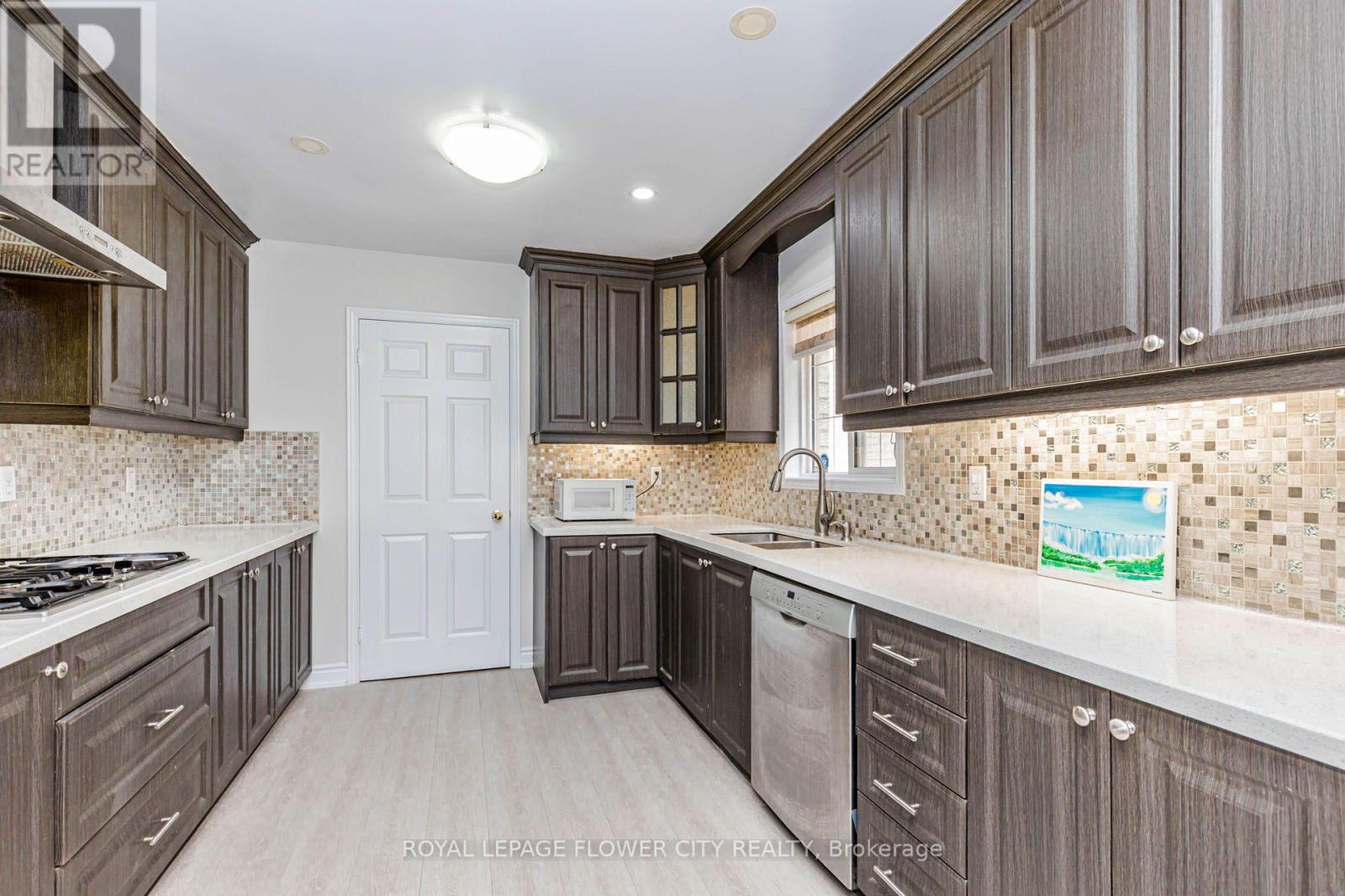 14 Canarvan Court, Brampton, Ontario  L6Y 4X5 - Photo 14 - W13723234