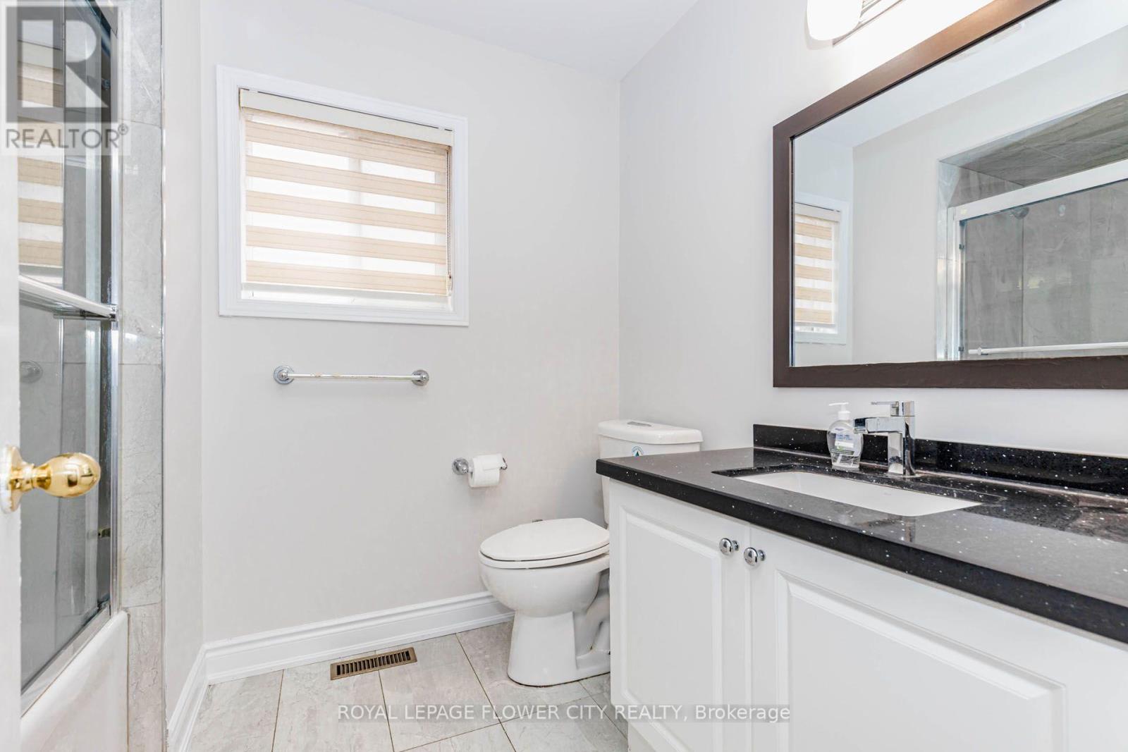 14 Canarvan Court, Brampton, Ontario  L6Y 4X5 - Photo 34 - W13723234