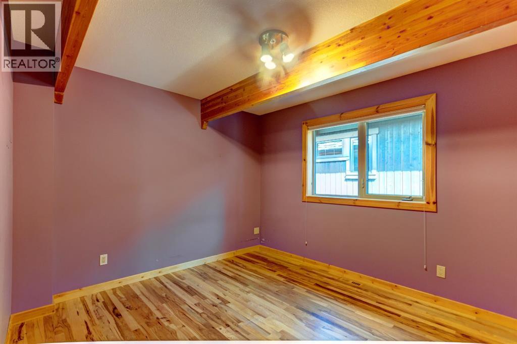 609 2nd Street, Canmore, Alberta  T1W 2K2 - Photo 16 - A2341017