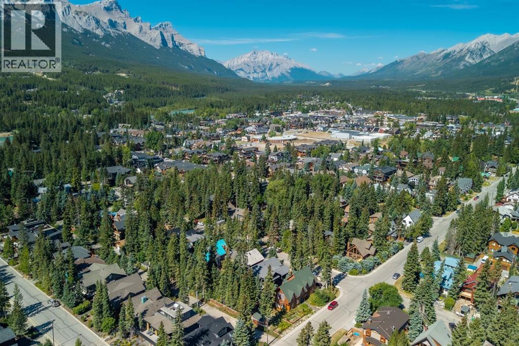 609 2nd Street, Canmore, Alberta  T1W 2K2 - Photo 48 - A2341017