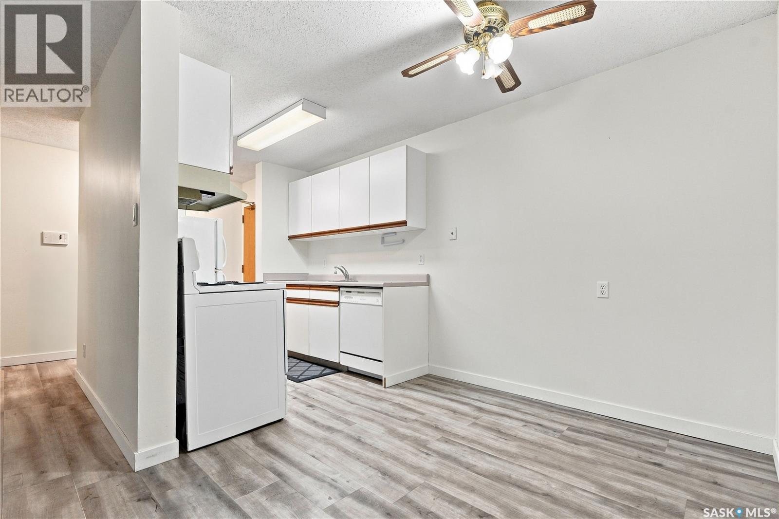 322 310 Stillwater Drive, Saskatoon, Saskatchewan  S7J 4H7 - Photo 5 - SK046956
