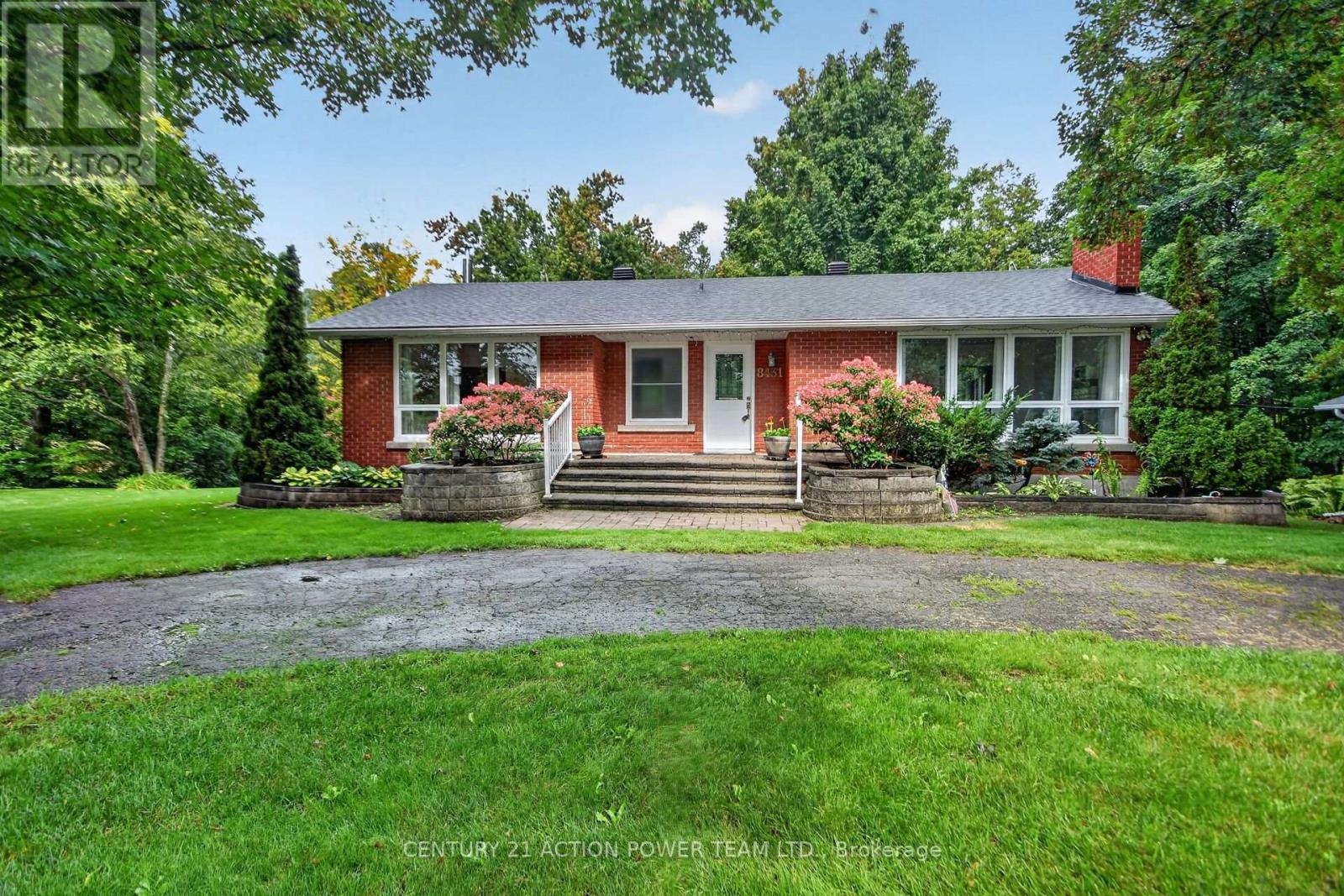 8431 Victoria Street, Ottawa, Ontario  K0A 2P0 - Photo 2 - X13724012