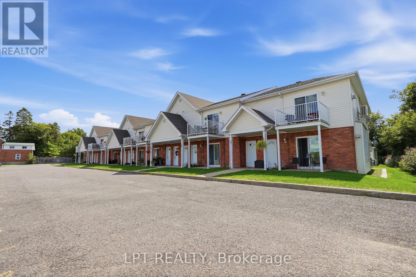 26 - 26 PENDLETON STREET, Champlain, Ontario