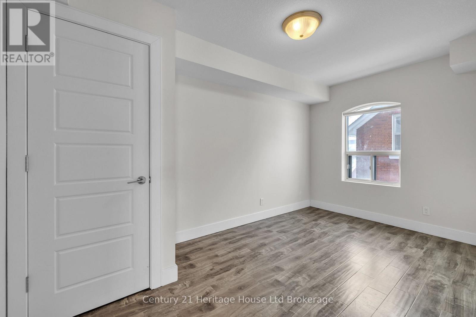 201 - 34 Brock Street, Woodstock, Ontario  N4S 3B5 - Photo 8 - X13724032