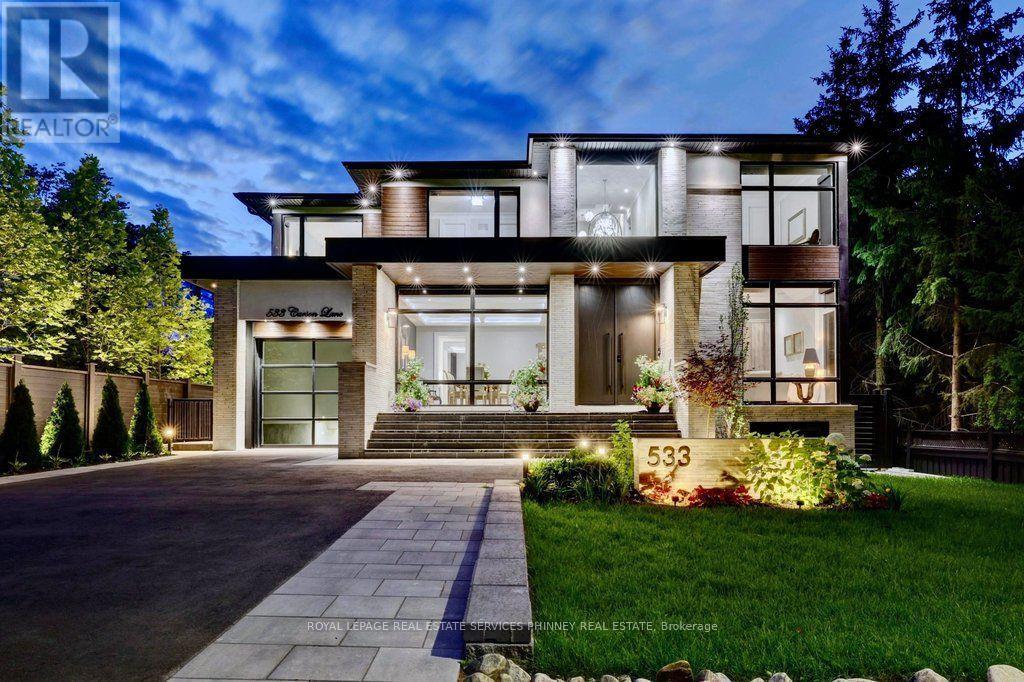 533 CARSON LANE, Oakville, Ontario