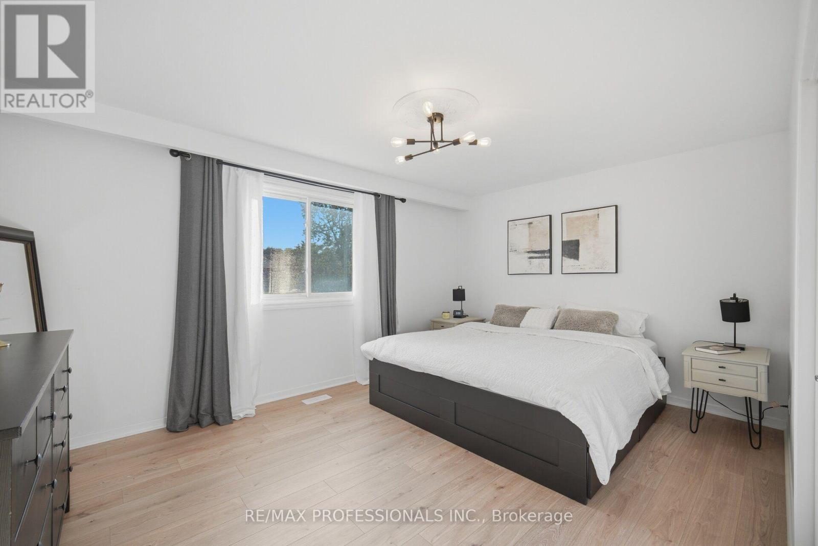 10 Hopedale Court, Mississauga, Ontario L5M 2E9 - Photo 17 - W13723710