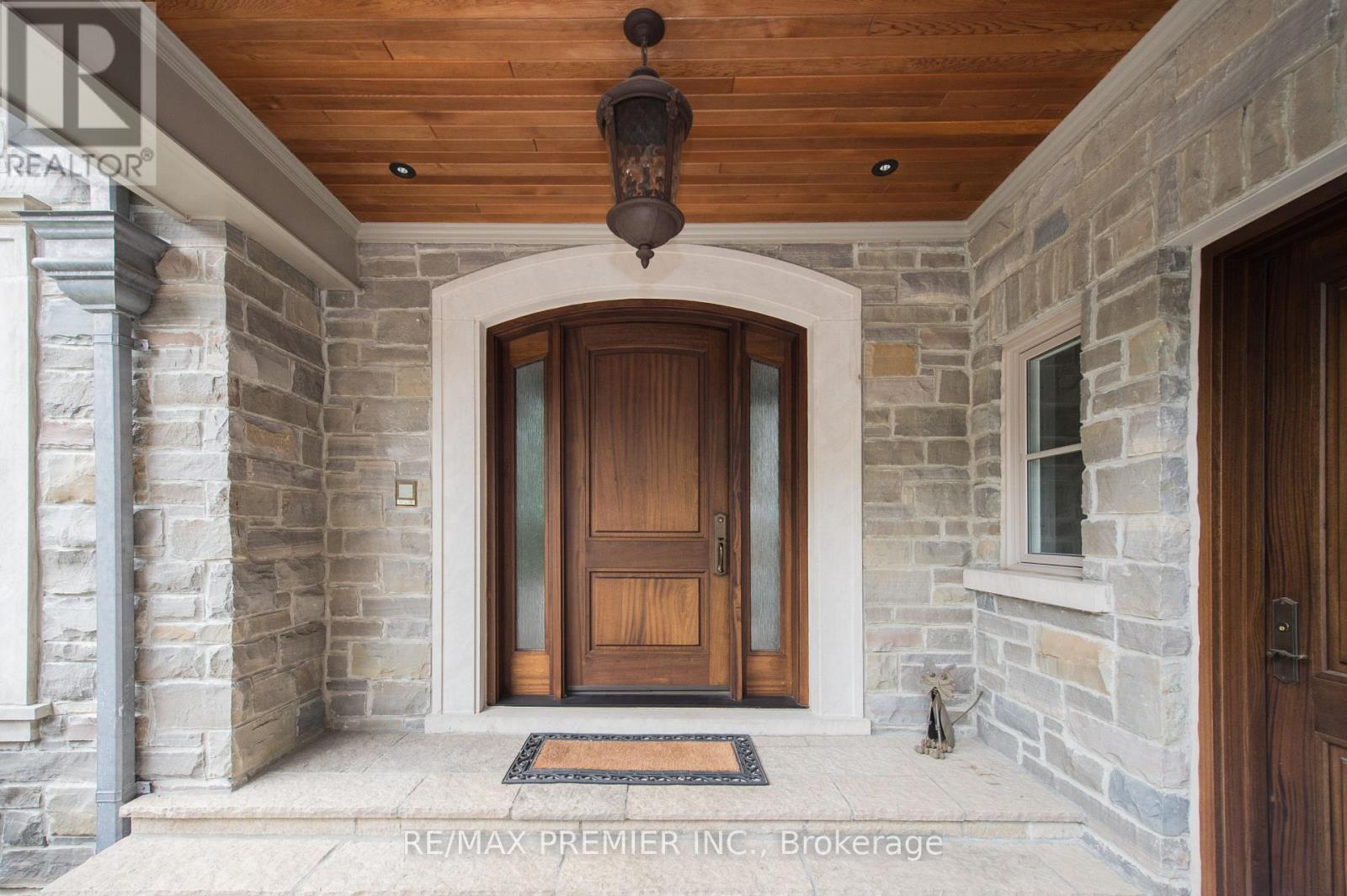 2064 Dickson Road, Mississauga, Ontario  L5B 1Y6 - Photo 11 - W13723862