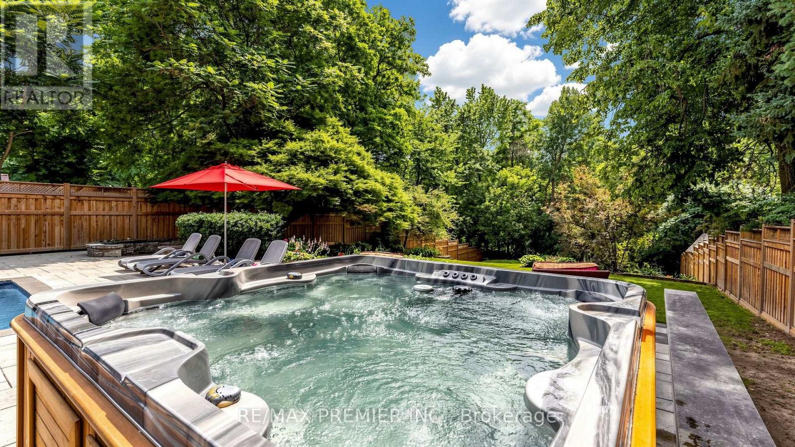 2064 Dickson Road, Mississauga, Ontario  L5B 1Y6 - Photo 5 - W13723862