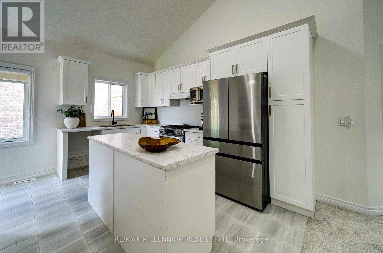 53 Uplands Drive, Grey Highlands, Ontario  N0C 1H0 - Photo 11 - X13724072