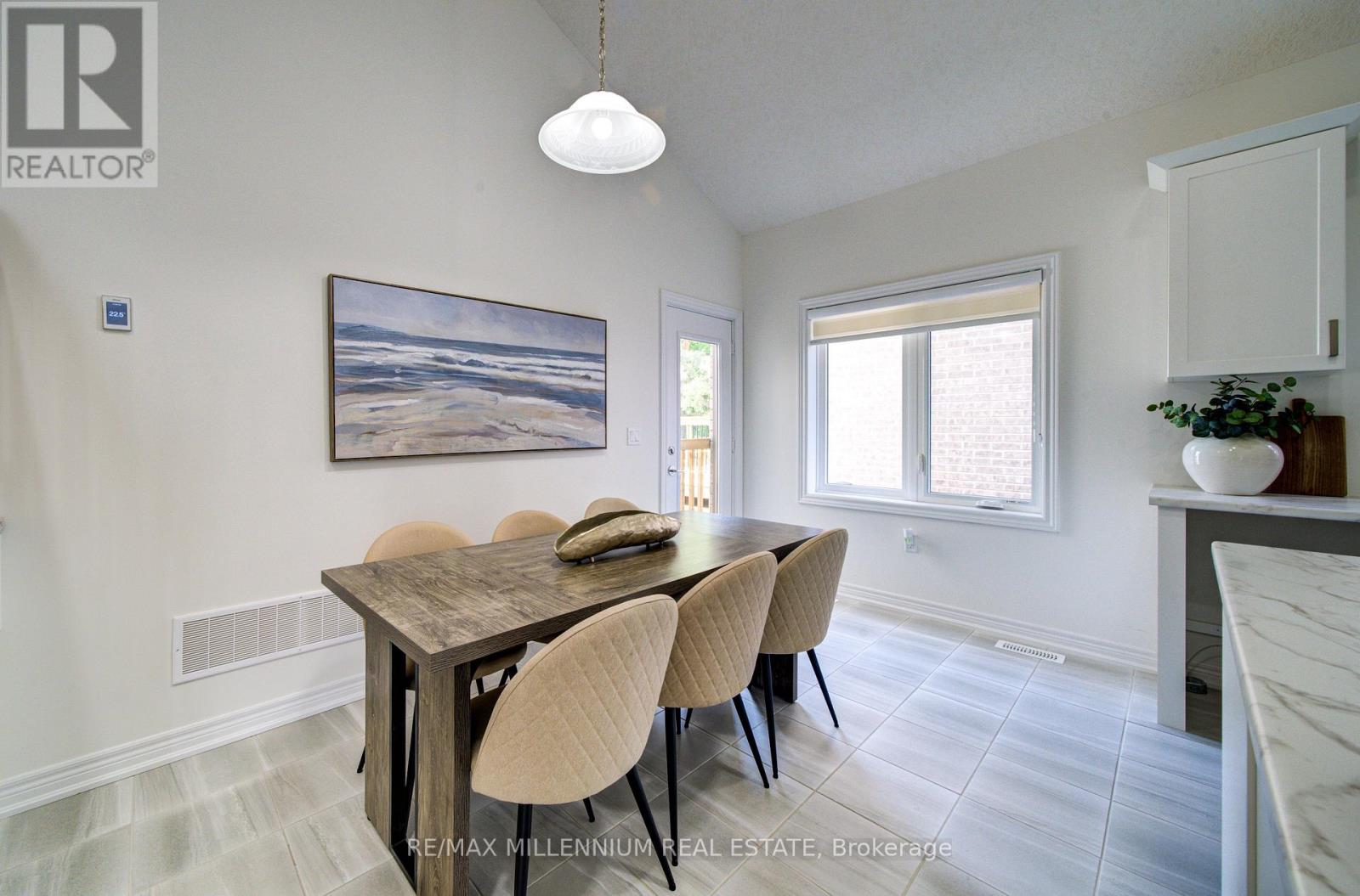 53 Uplands Drive, Grey Highlands, Ontario  N0C 1H0 - Photo 18 - X13724072