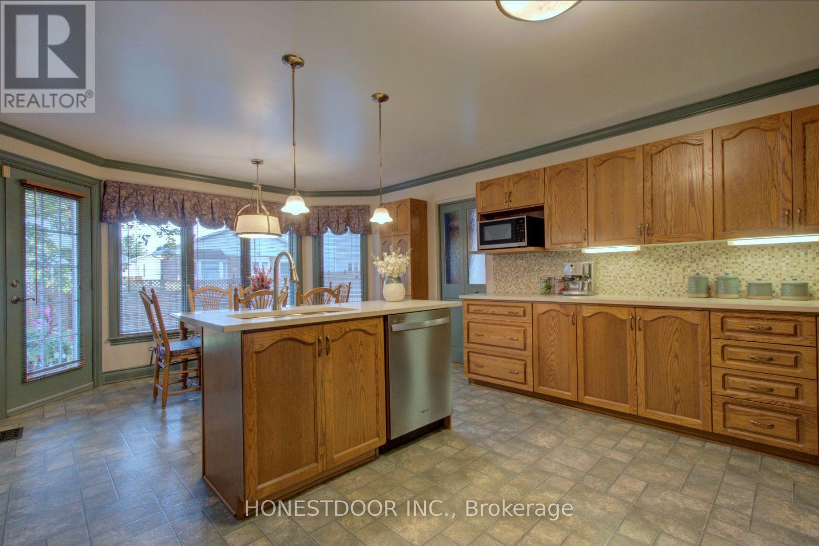 34 Long Gate Court, Ottawa, Ontario  K2J 4E7 - Photo 17 - X13724088