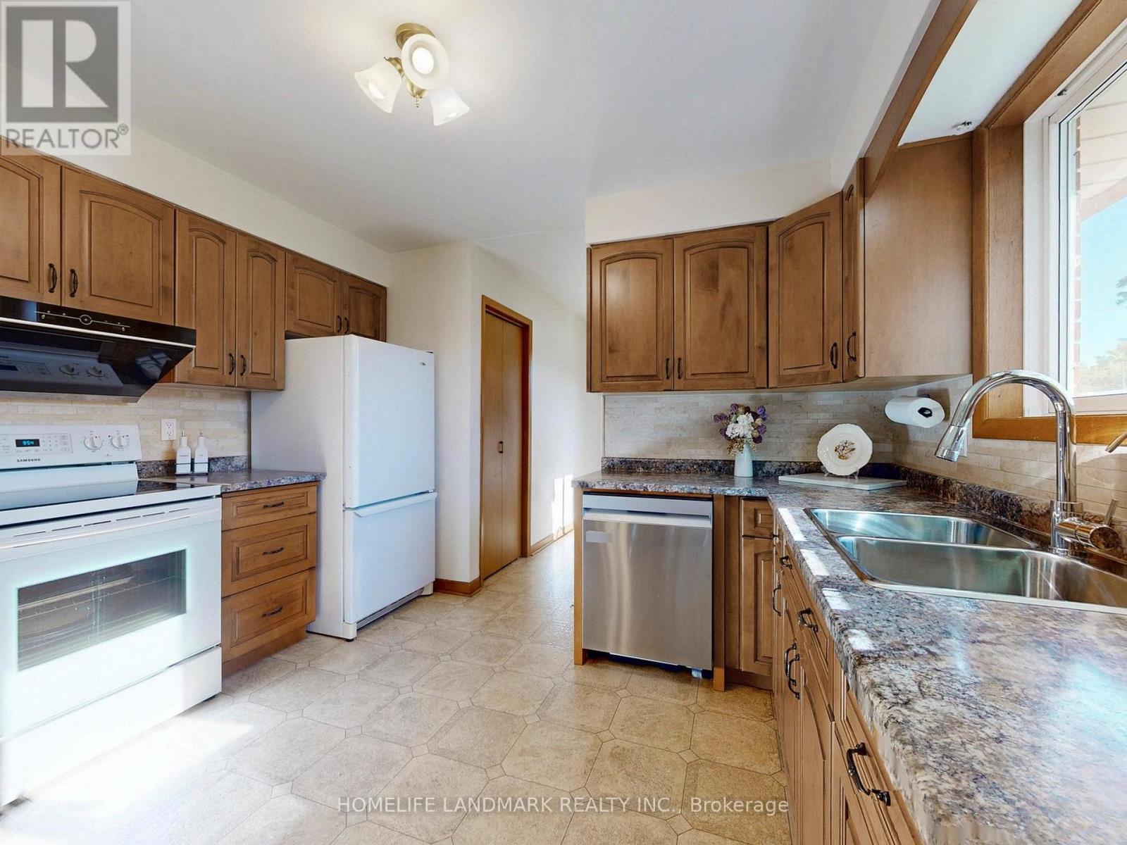 7897 Hwy 7 Road, Guelph/eramosa, Ontario  N1H 6H8 - Photo 8 - X13724096