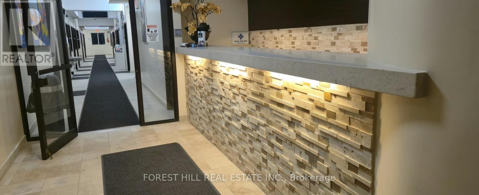 10087 Yonge Street, Richmond Hill, Ontario L4C 1T7 - Photo 4 - N13721418
